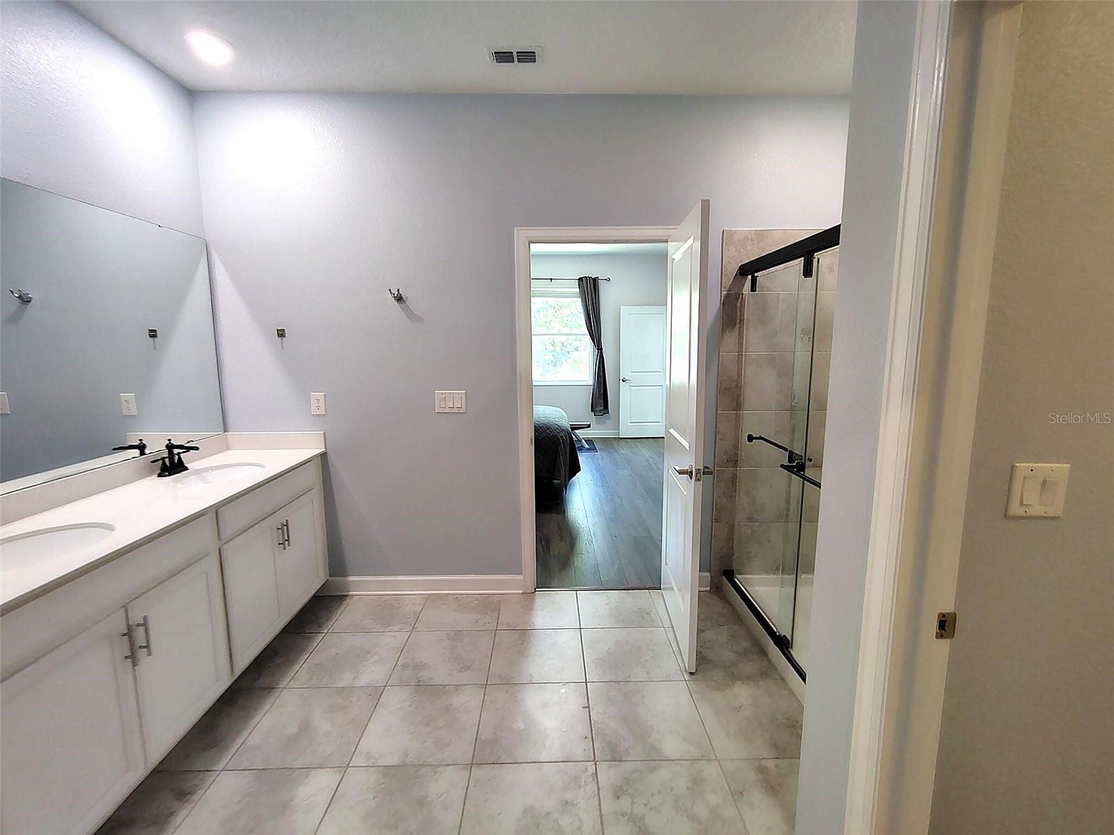 1047 OAK BLUFF DR, DAVENPORT, FL, 33837