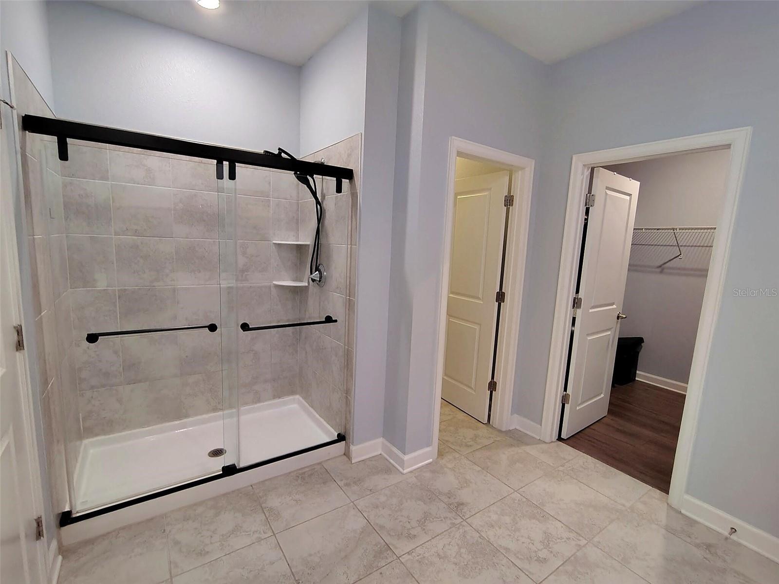 1047 OAK BLUFF DR, DAVENPORT, FL, 33837