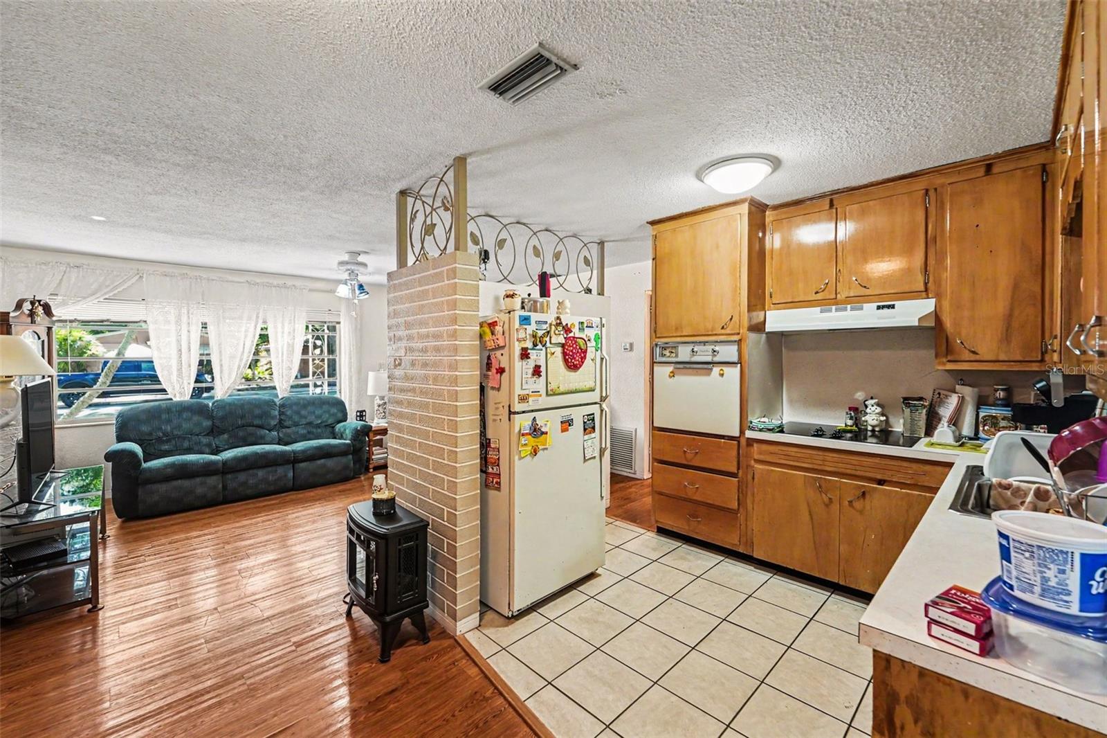 4040 19TH ST N, ST PETERSBURG, FL, 33714