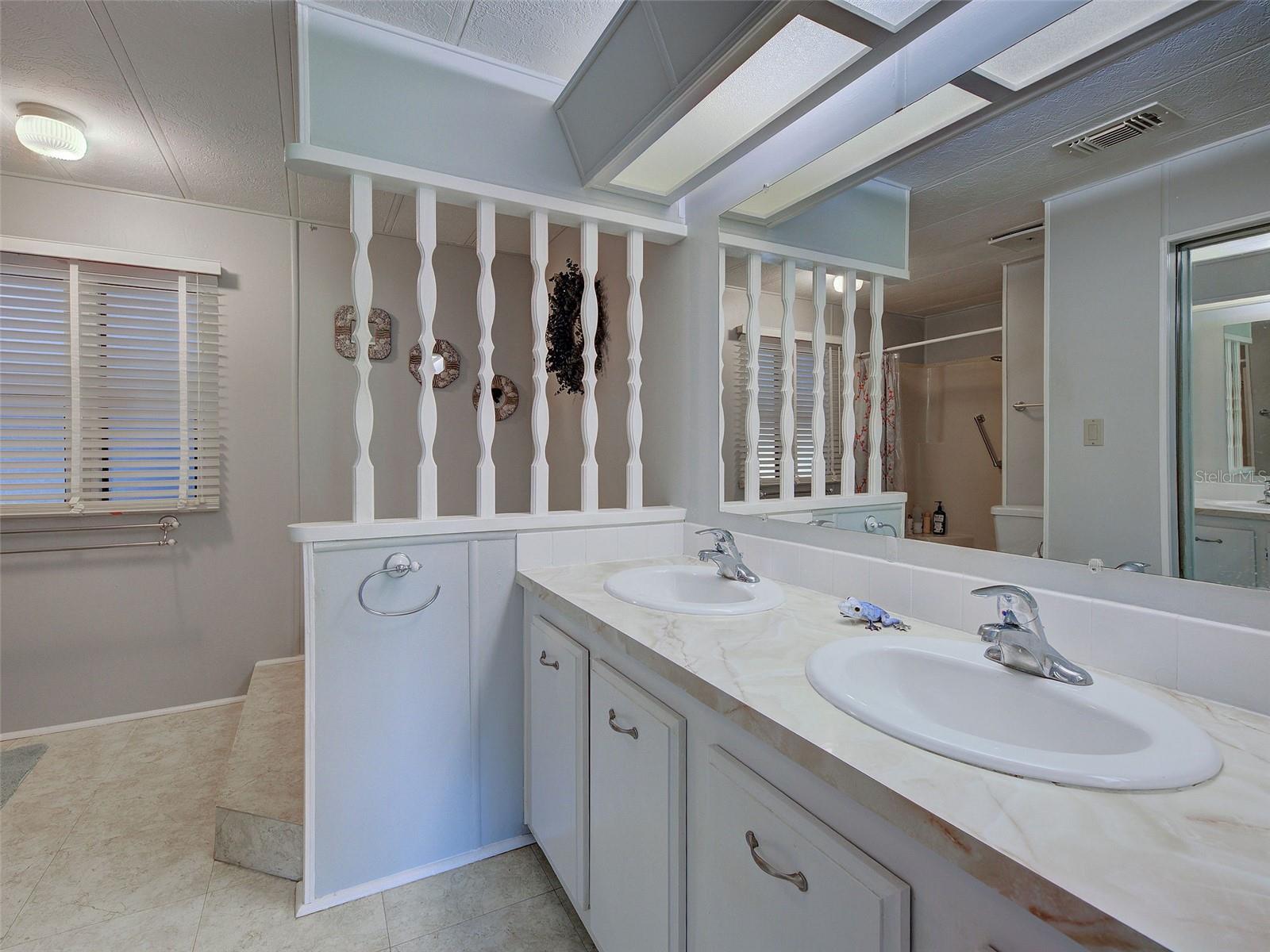 3331 GOLDFINCH LN, ENGLEWOOD, FL, 34224