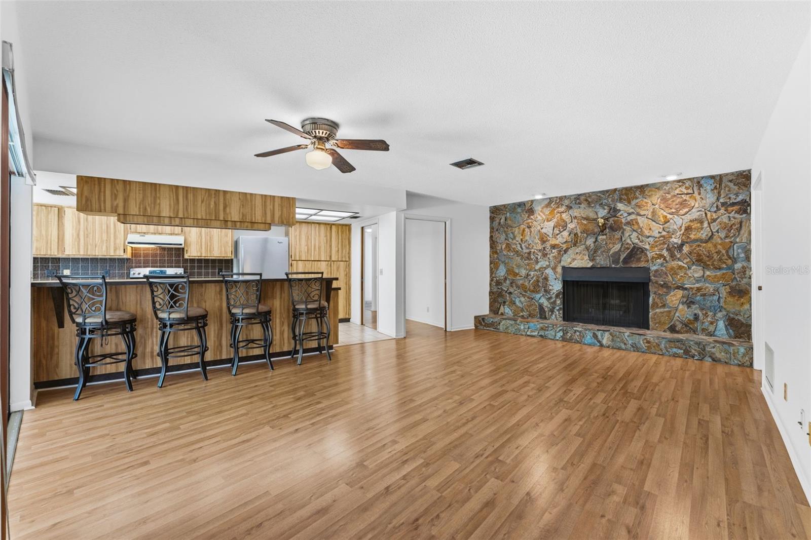 3644 ENTERPRISE RD E, SAFETY HARBOR, FL, 34695