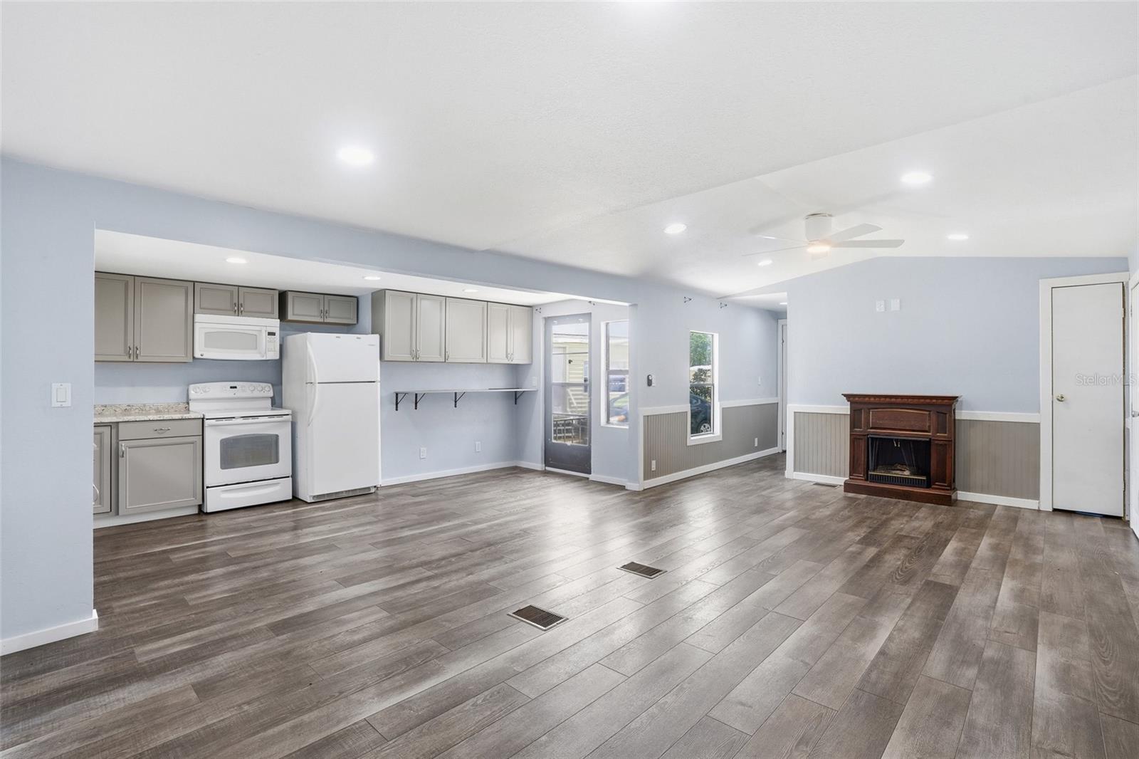 5705 HOLIDAY PARK BLVD, NORTH PORT, FL, 34287
