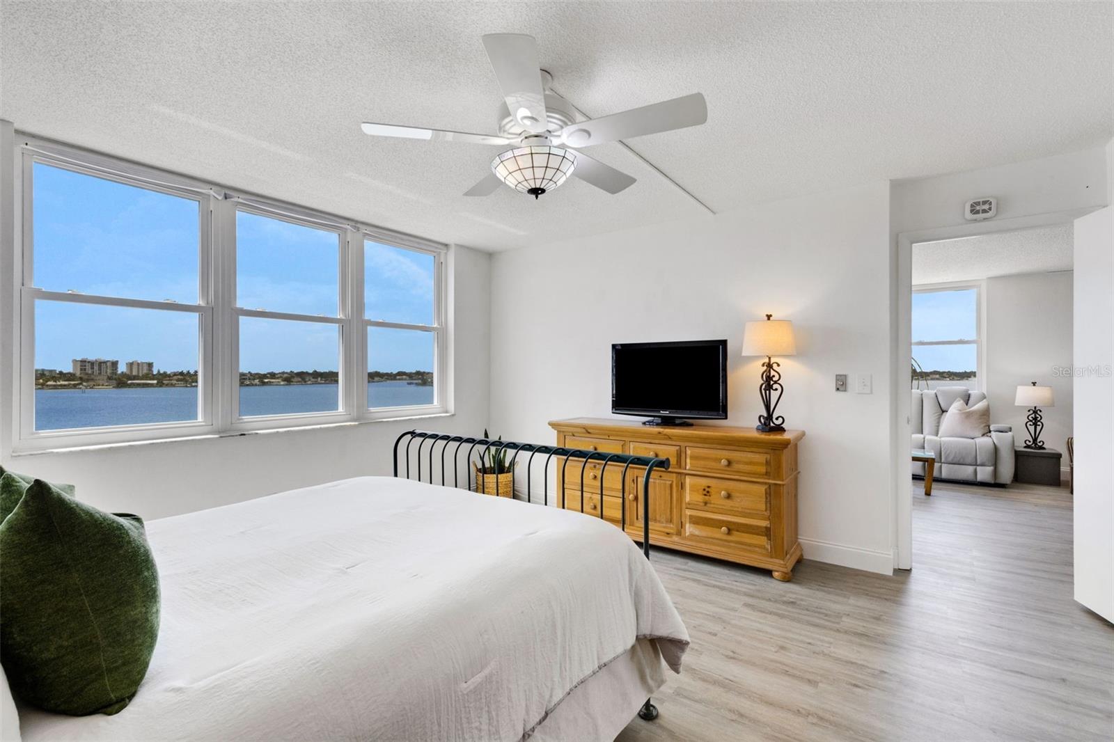 7665 SUN ISLAND DR S #407, SOUTH PASADENA, FL, 33707