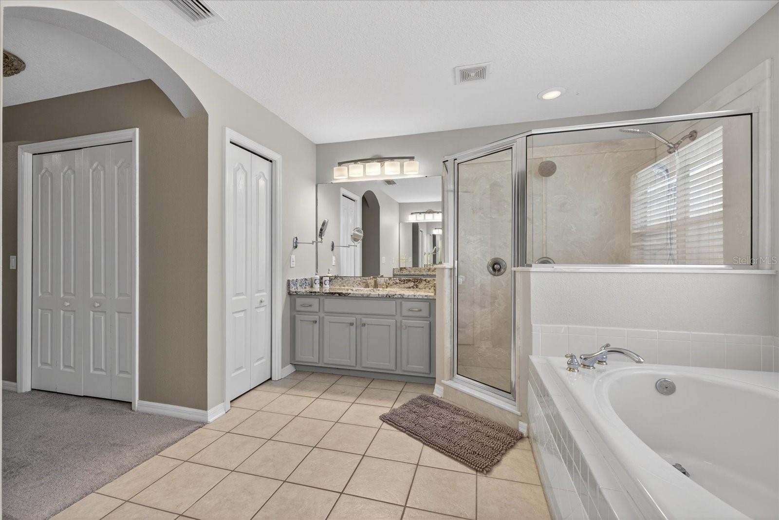 11115 AVERY OAKS DR, TAMPA, FL, 33625