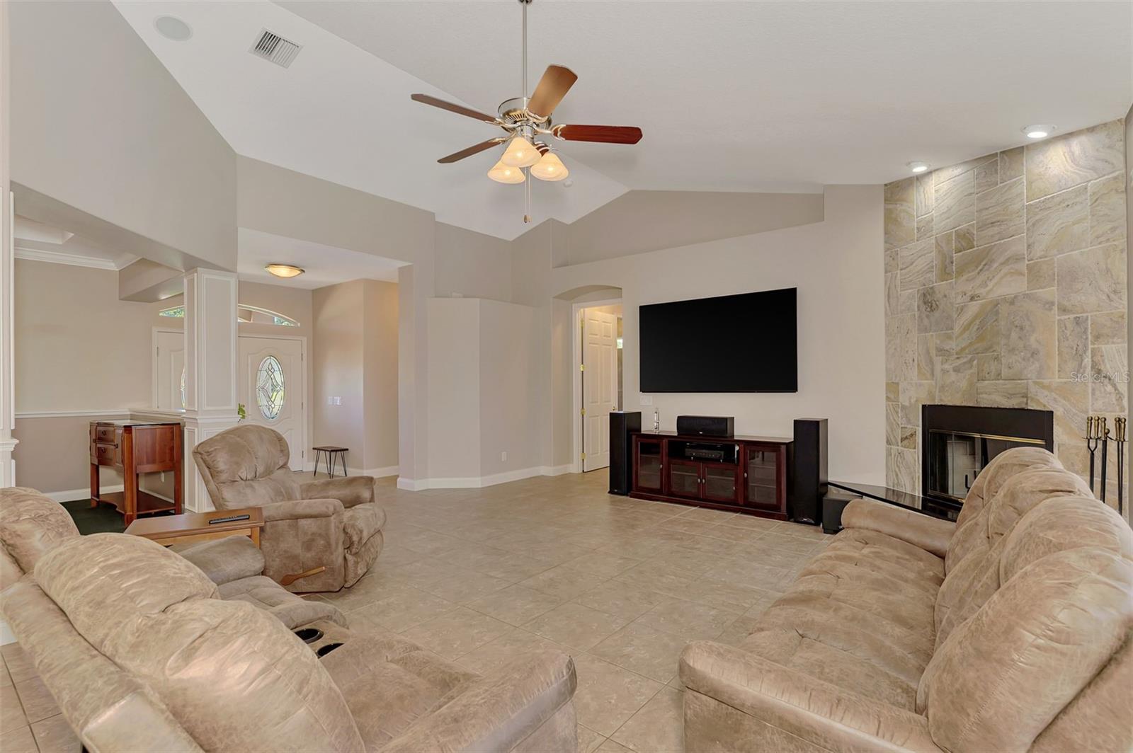 935 GRAHAM RD, VENICE, FL, 34293