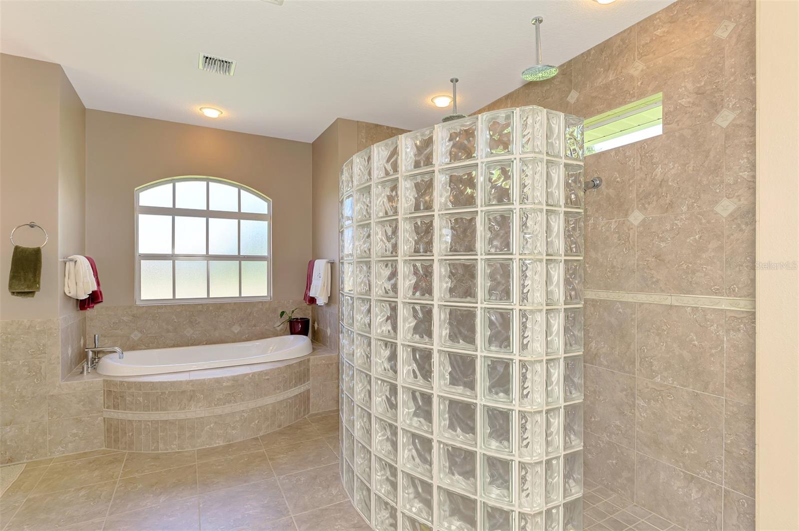 935 GRAHAM RD, VENICE, FL, 34293