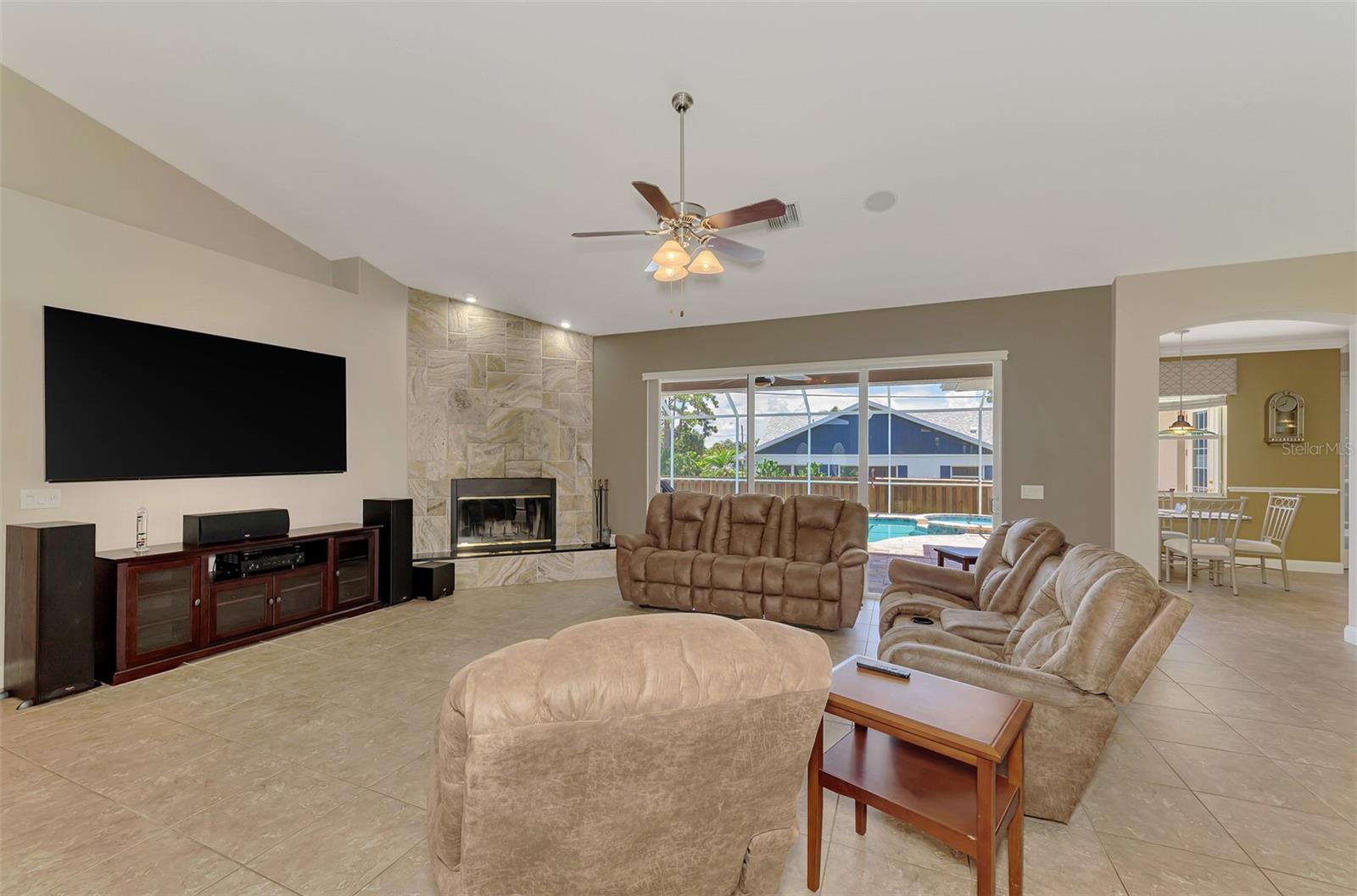 935 GRAHAM RD, VENICE, FL, 34293