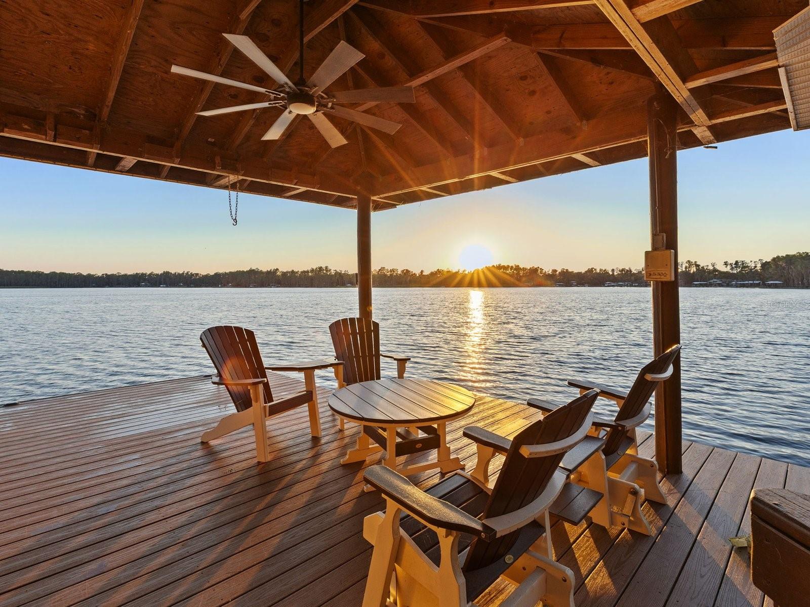 21019 MARSH HAWK DR, LAND O LAKES, FL, 34638