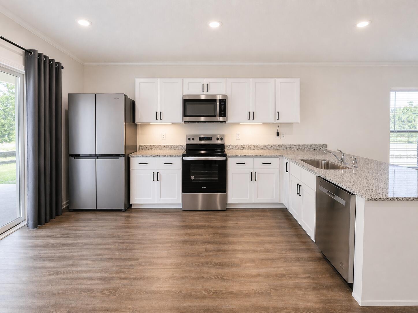 2093 GOLDEN BEAK DR, EAGLE LAKE, FL, 33839