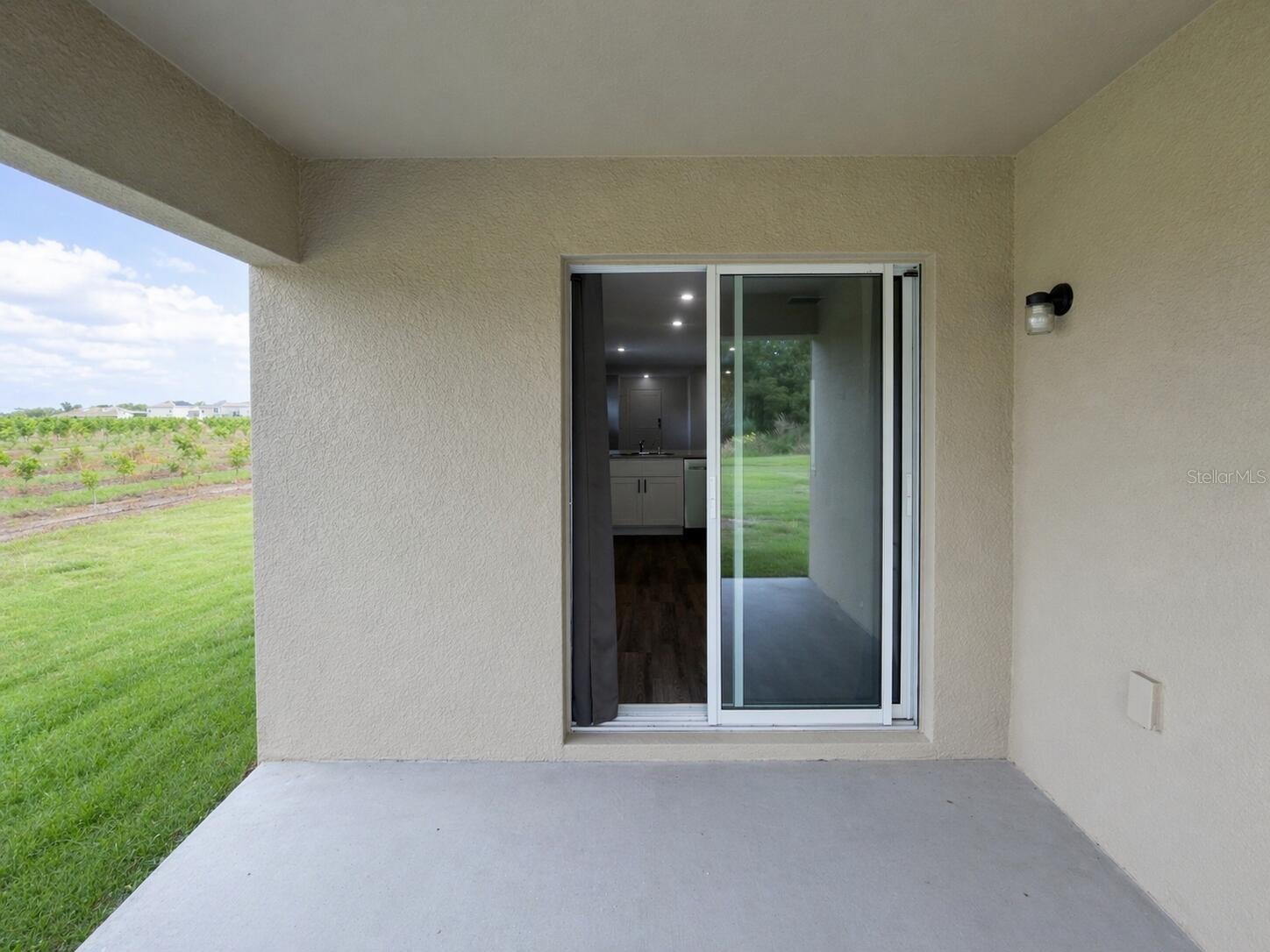 2093 GOLDEN BEAK DR, EAGLE LAKE, FL, 33839