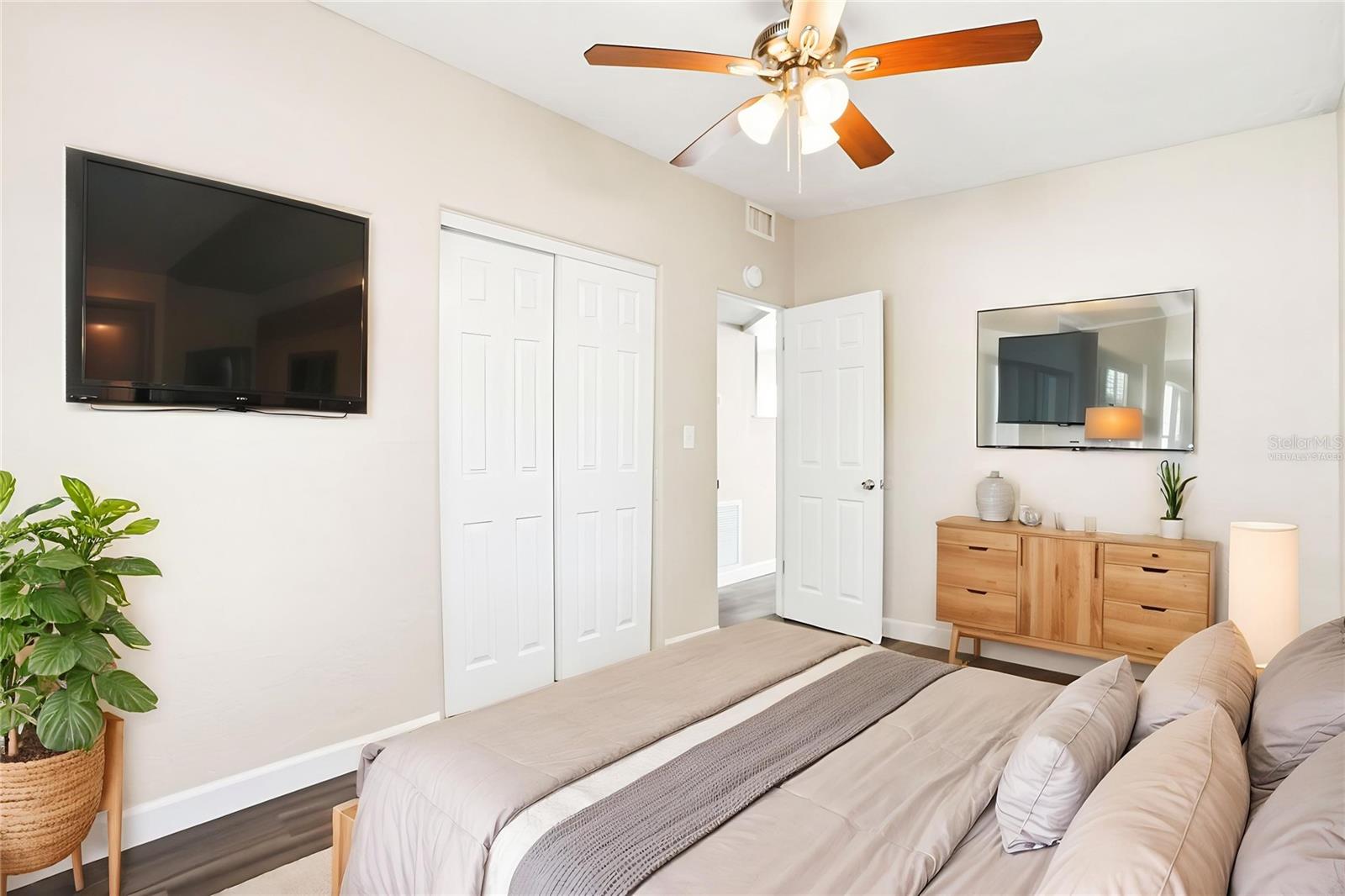 4826 S 8TH AVE S, ST PETERSBURG, FL, 33711
