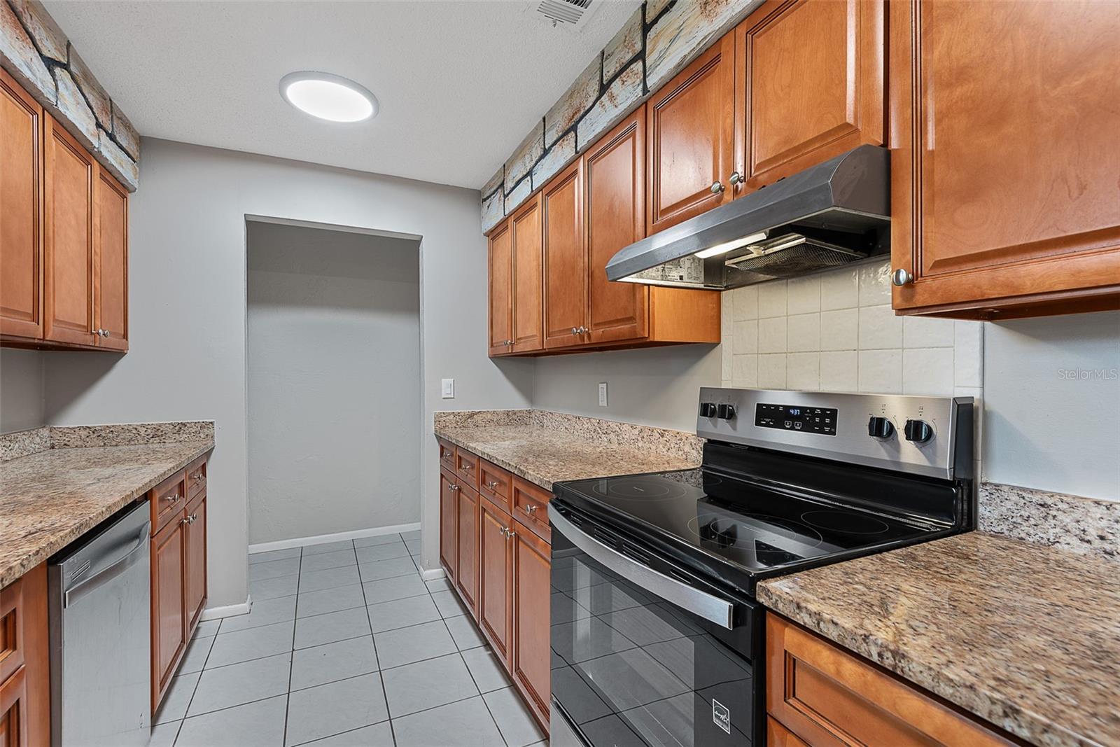 107 WIMBLEDON CT, PORT ORANGE, FL, 32127