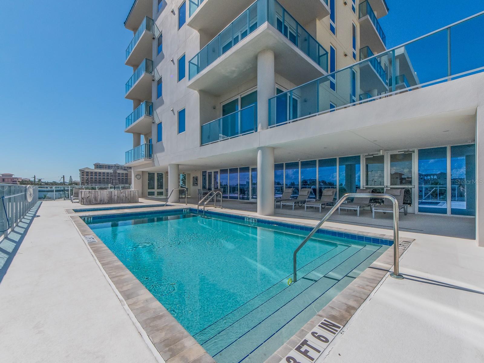 15 AVALON ST #401, CLEARWATER BEACH, FL, 33767