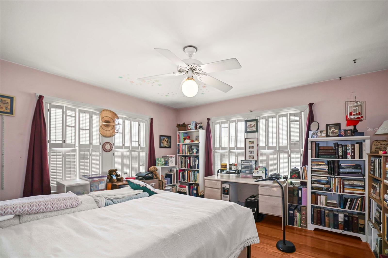 615 N GLENWOOD AVE, CLEARWATER, FL, 33755