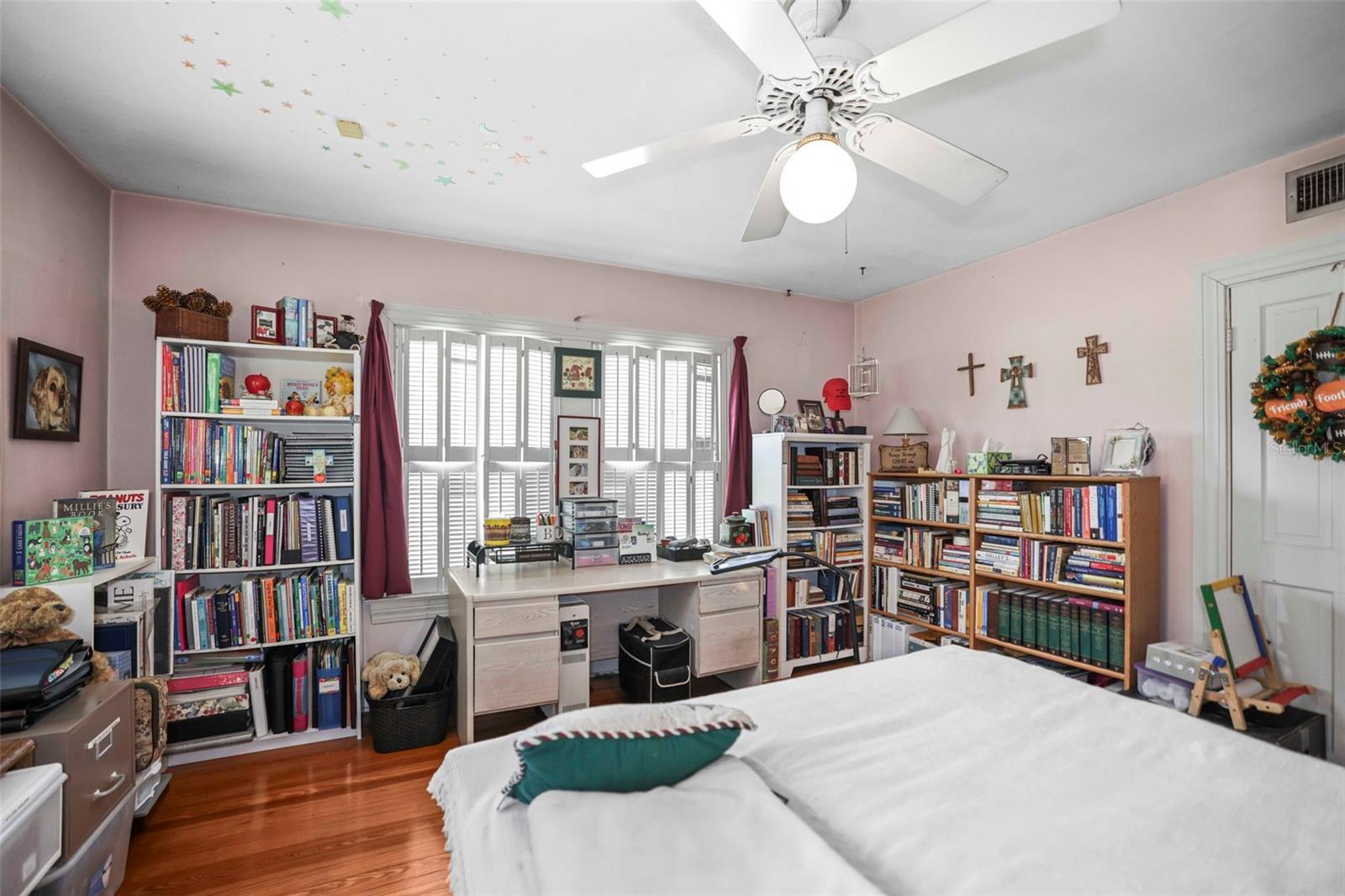 615 N GLENWOOD AVE, CLEARWATER, FL, 33755