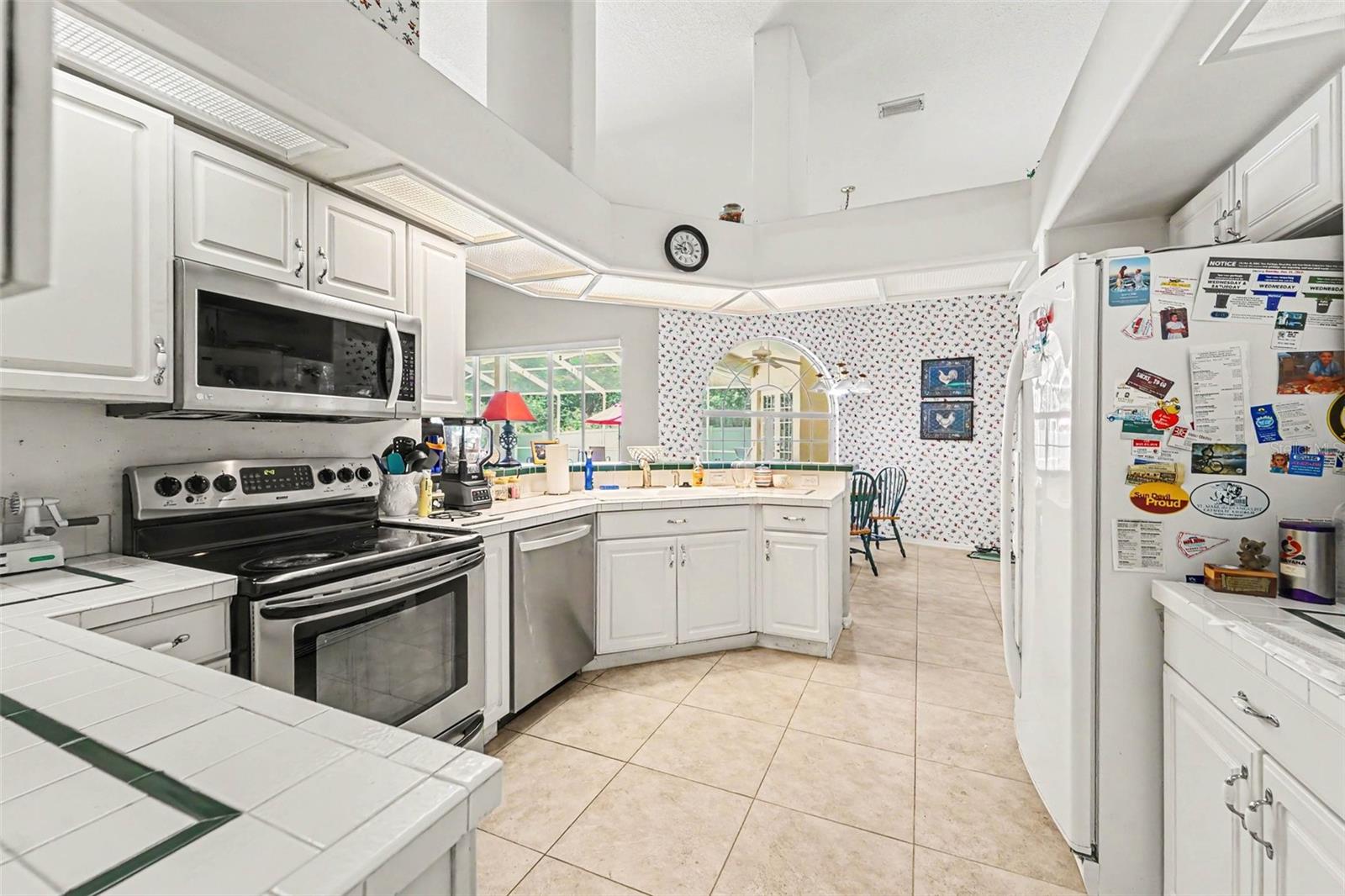 7210 WAREHAM DR, TAMPA, FL, 33647