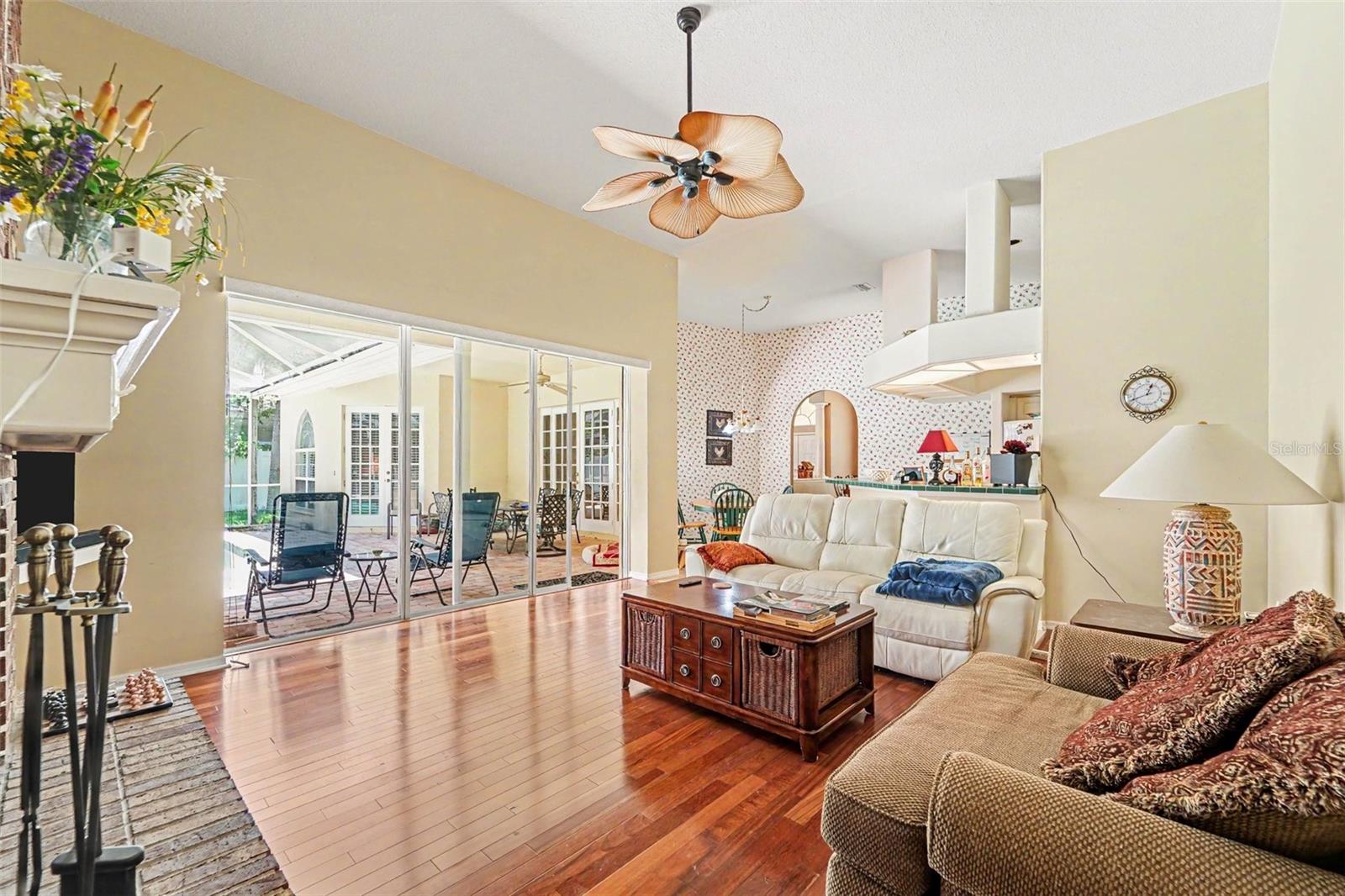 7210 WAREHAM DR, TAMPA, FL, 33647