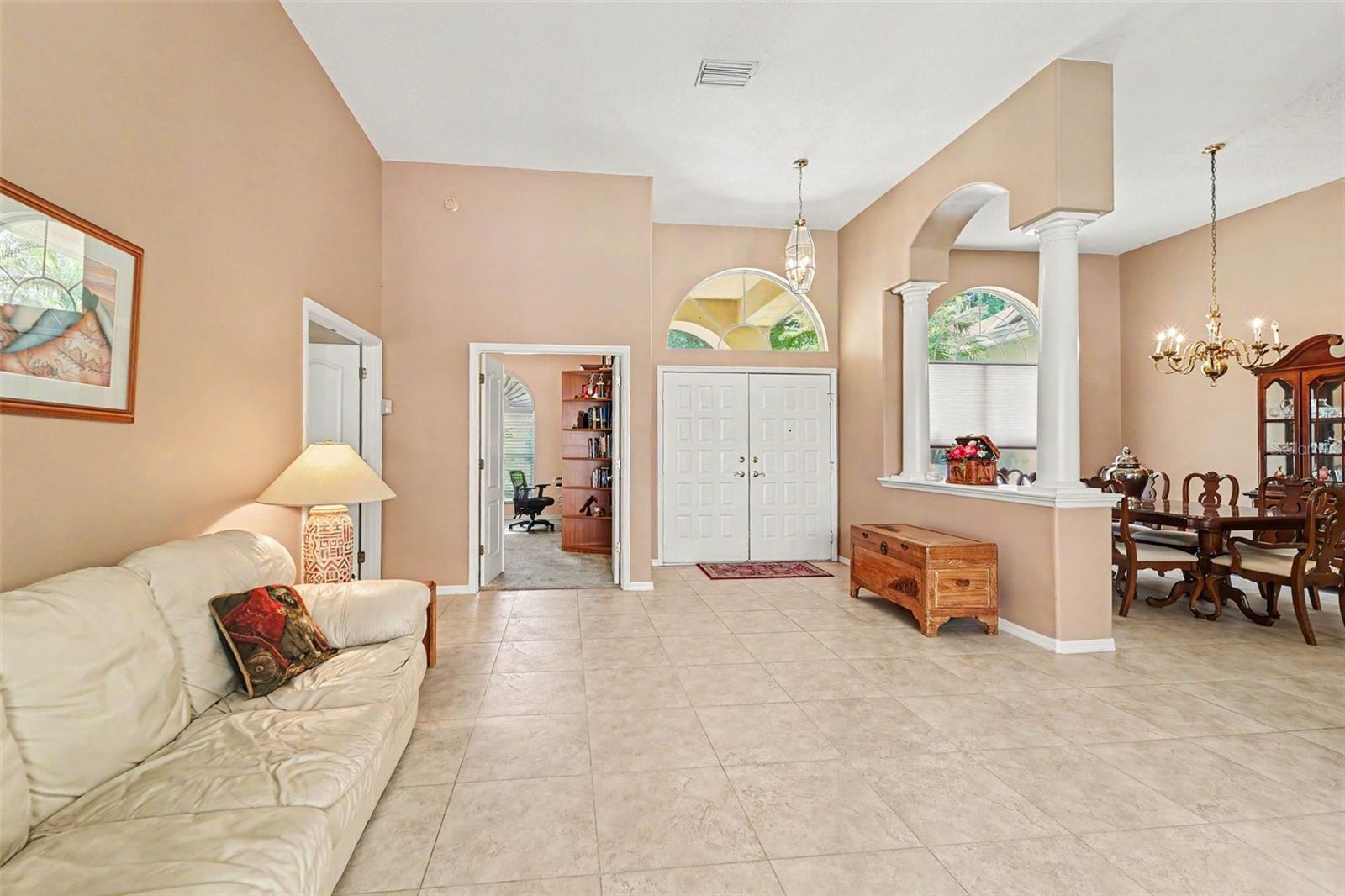7210 WAREHAM DR, TAMPA, FL, 33647