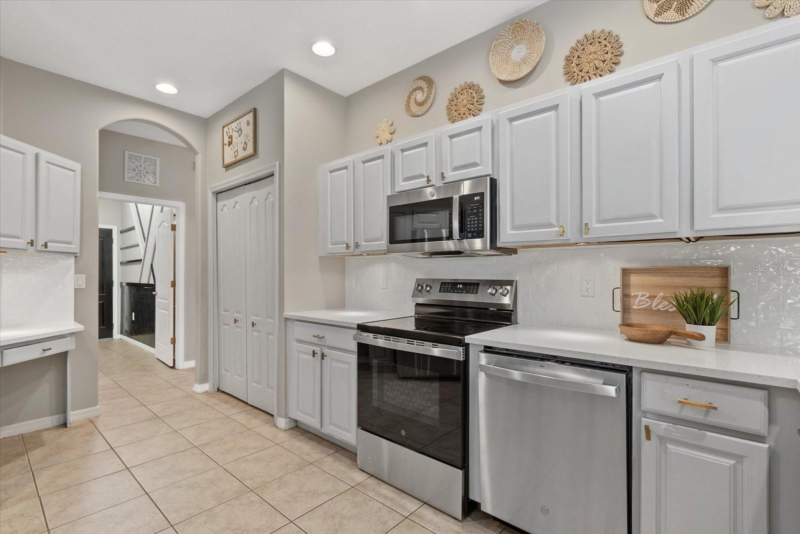 9013 KINGSBURY PL, BRADENTON, FL, 34212