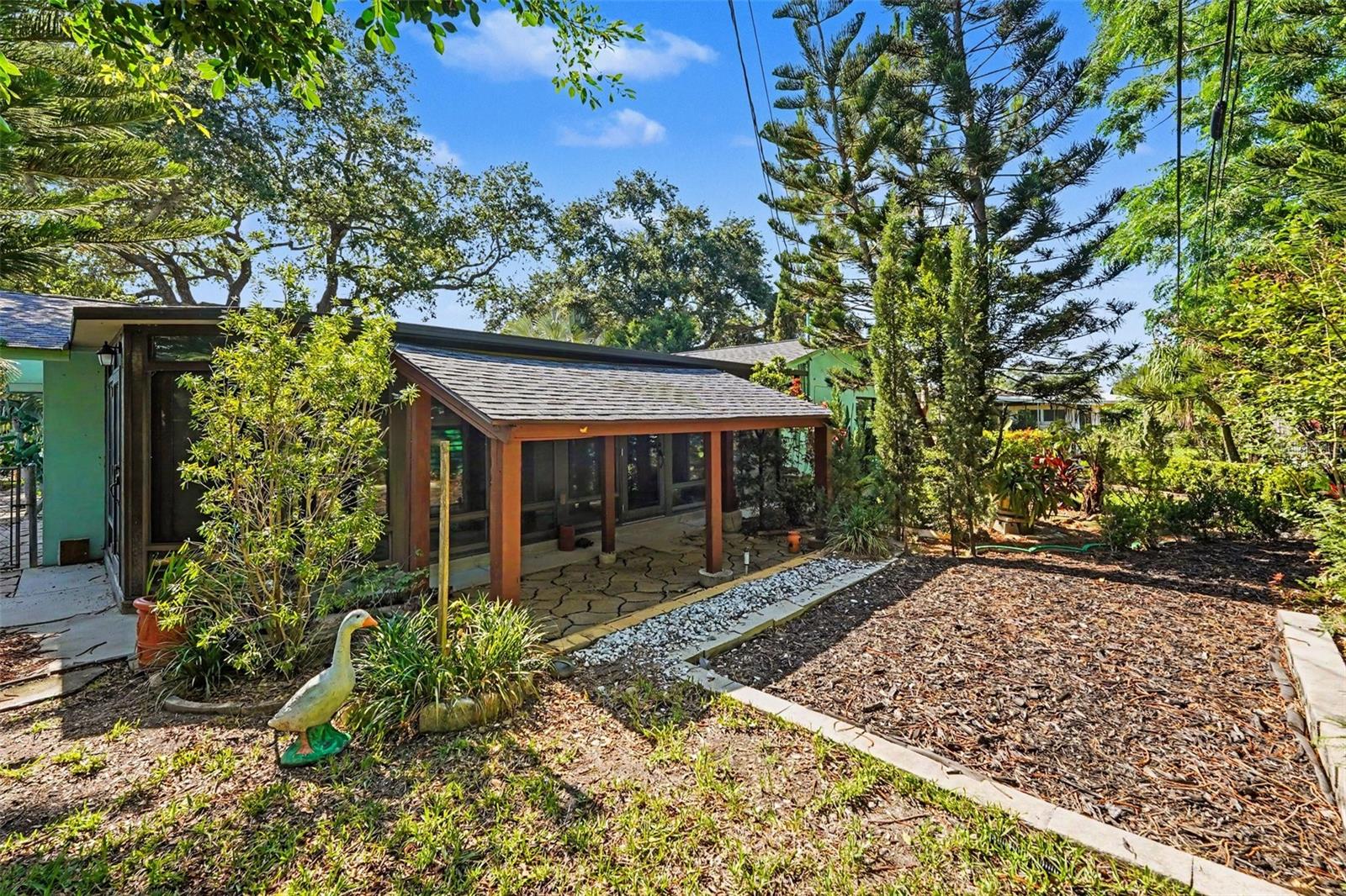 2027 SETON DR, CLEARWATER, FL, 33763