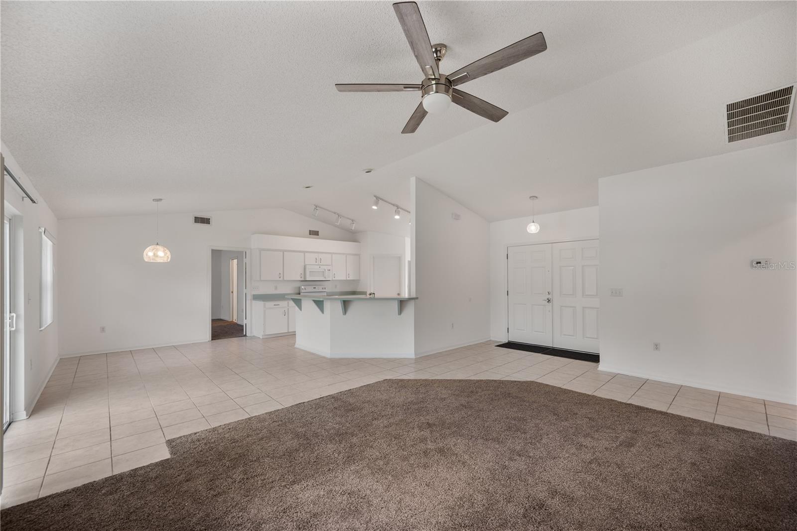 6217 CROSS CREEK BLVD, LAKELAND, FL, 33813