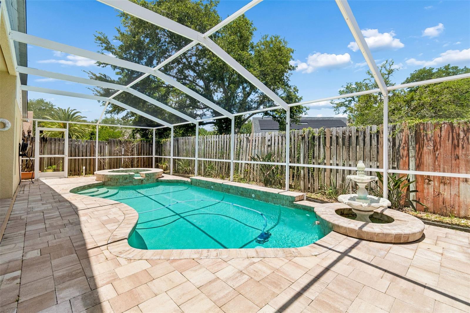 1822 GREYSTONE HEIGHTS DR, VALRICO, FL, 33594