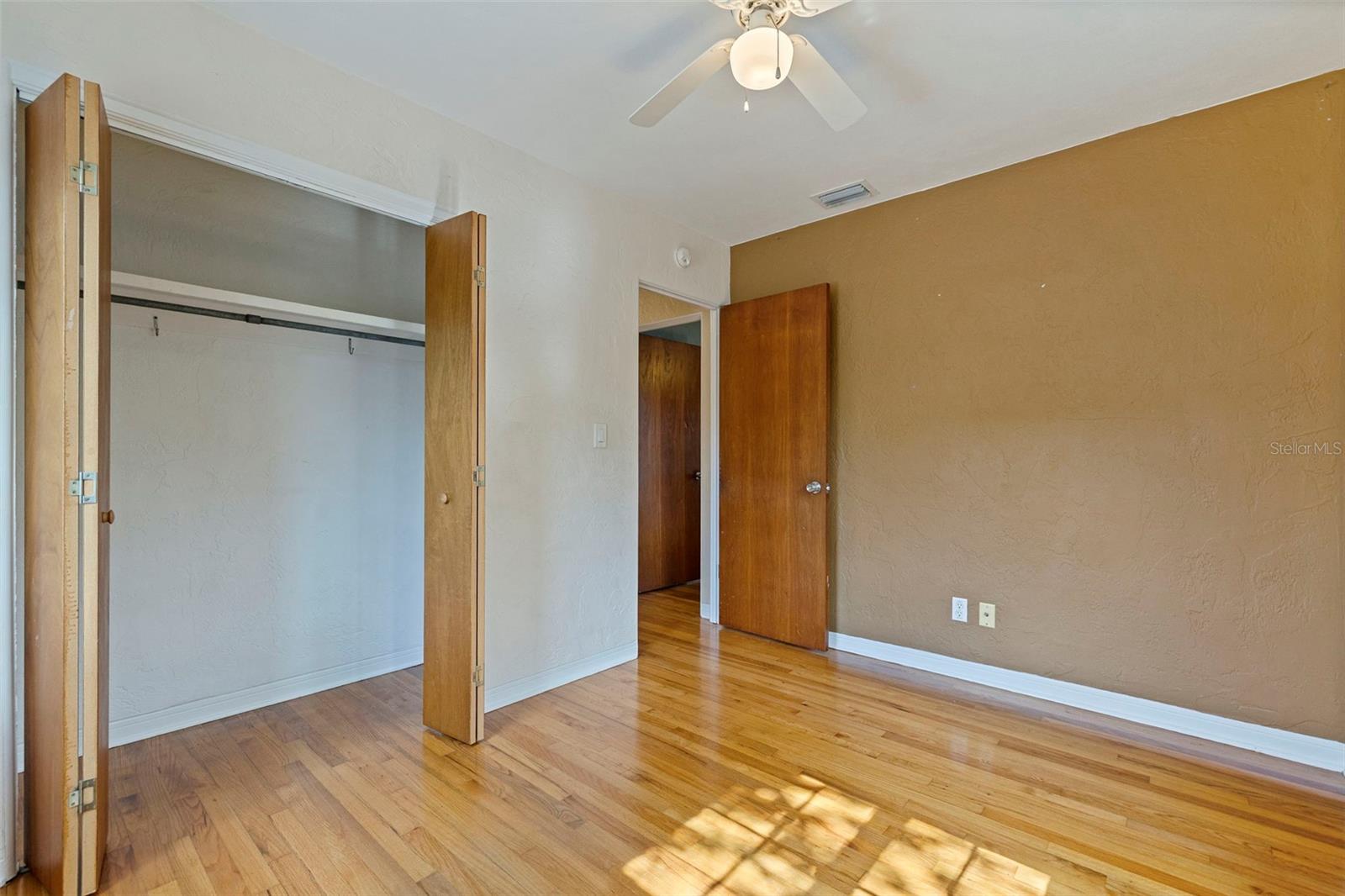 4558 25TH AVE N, ST PETERSBURG, FL, 33713
