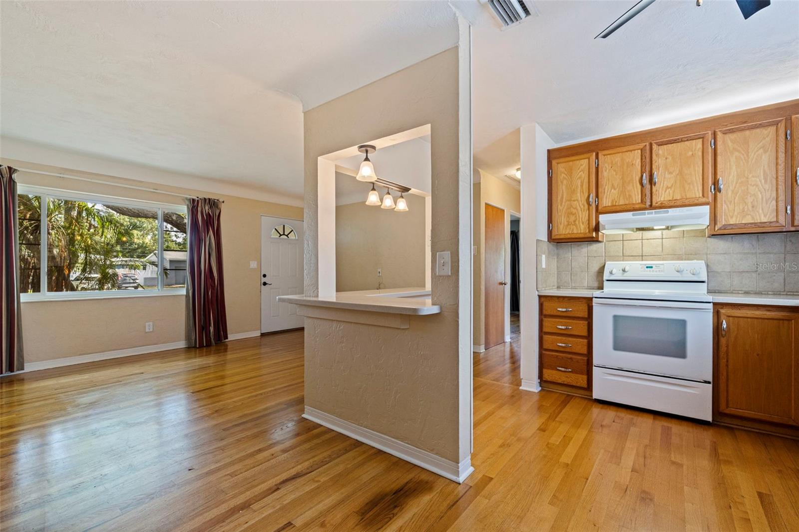 4558 25TH AVE N, ST PETERSBURG, FL, 33713