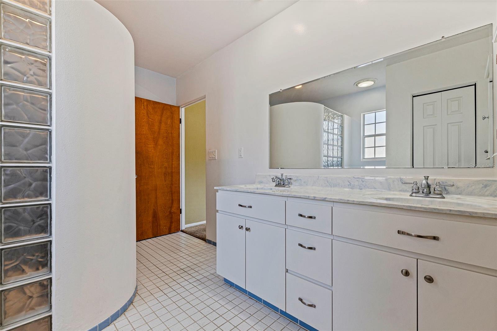 4558 25TH AVE N, ST PETERSBURG, FL, 33713