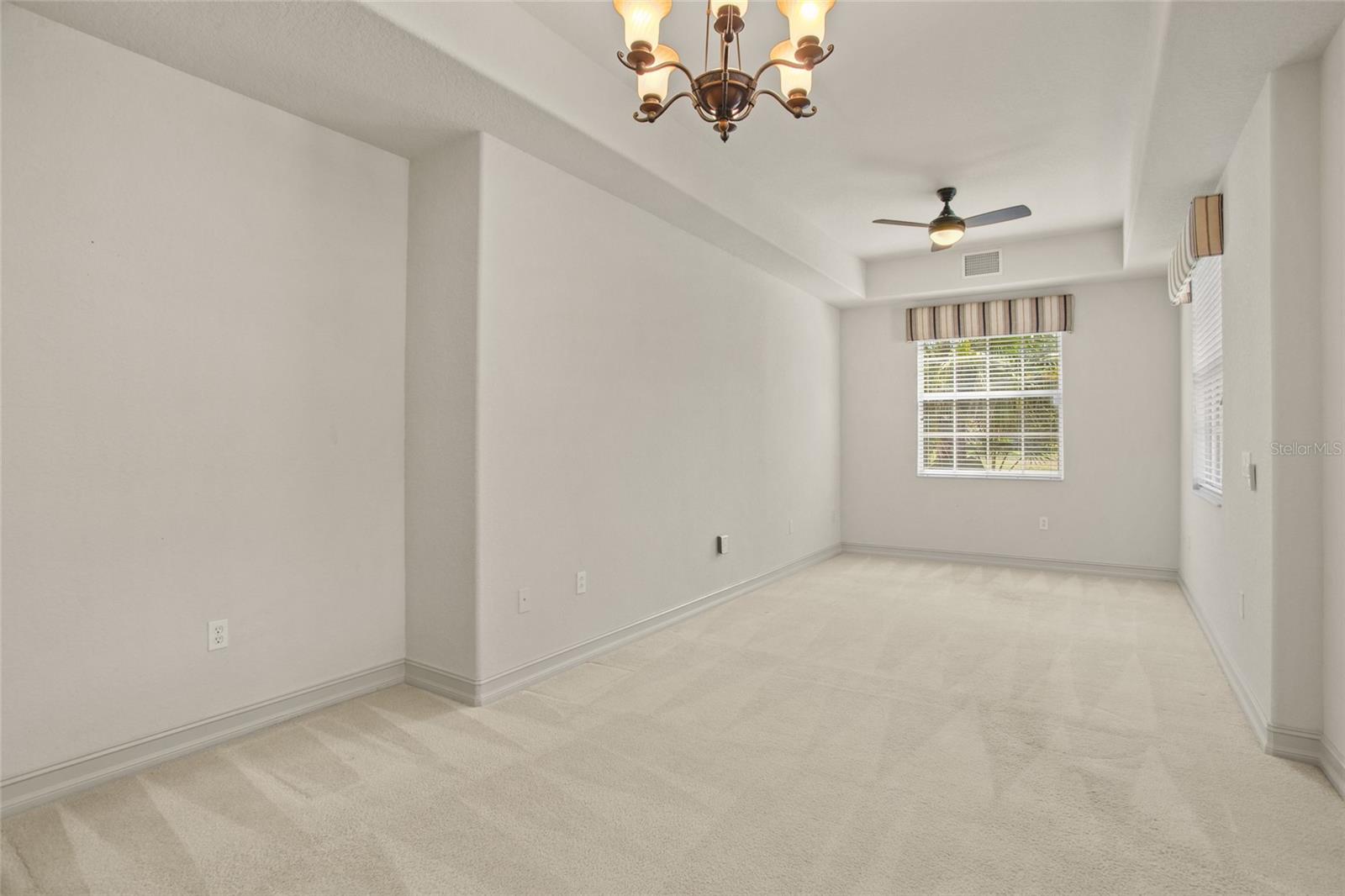 26207 AVENIDA LAS COLINAS, HOWEY IN THE HILLS, FL, 34737