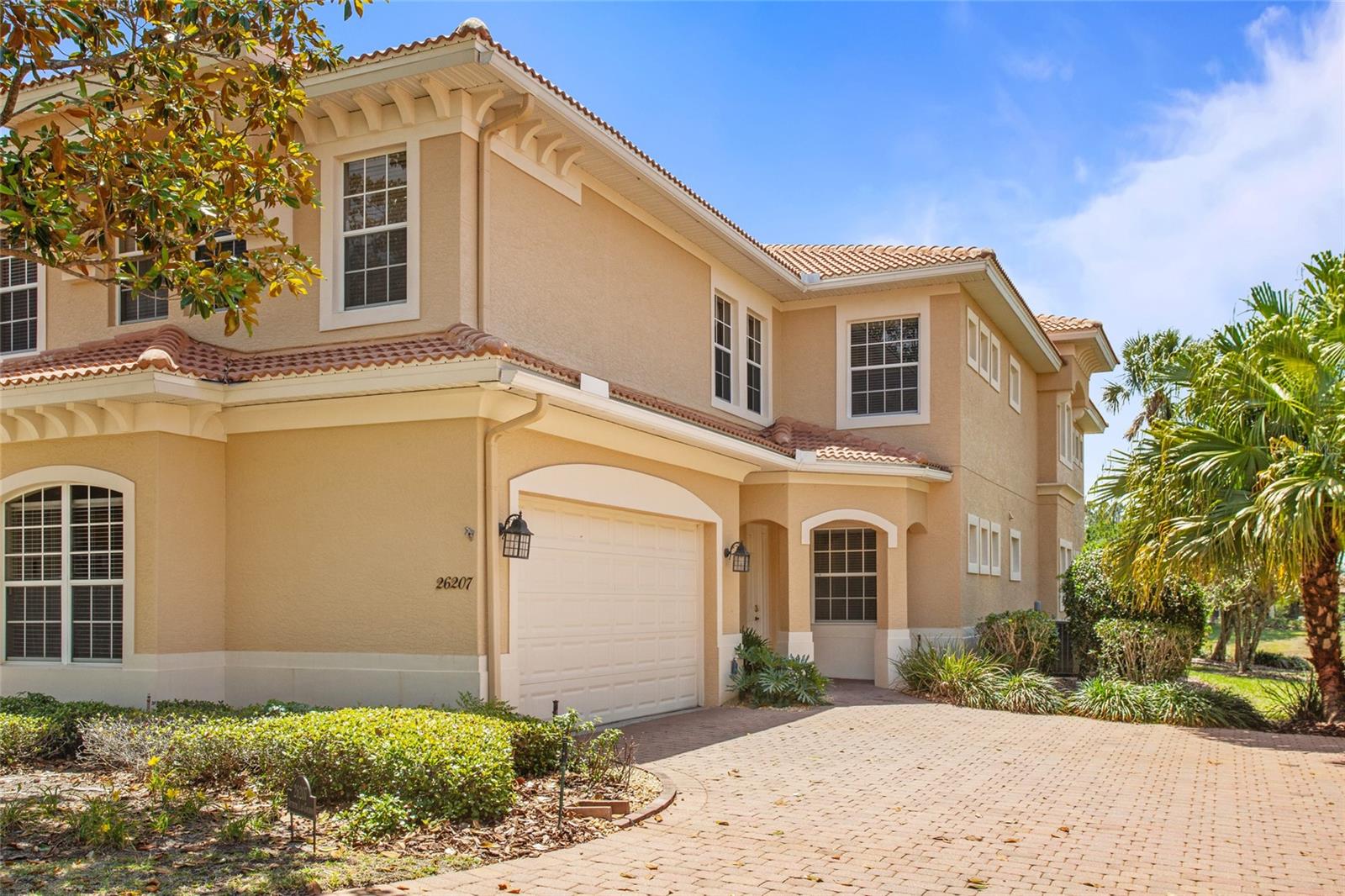 26207 AVENIDA LAS COLINAS, HOWEY IN THE HILLS, FL, 34737