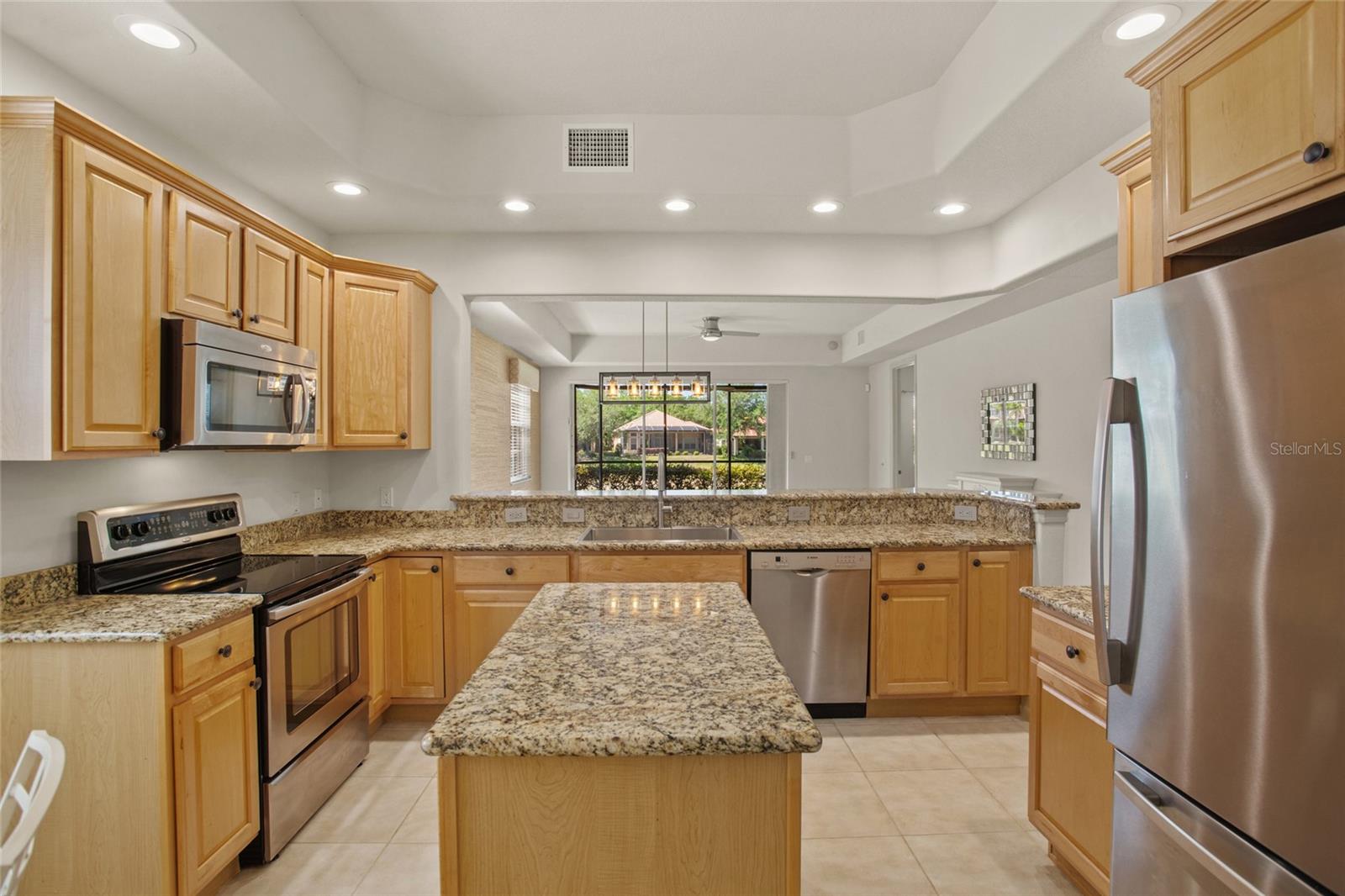 26207 AVENIDA LAS COLINAS, HOWEY IN THE HILLS, FL, 34737