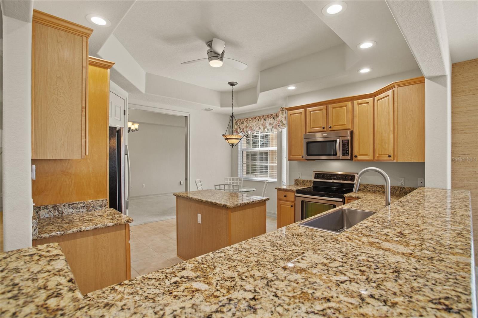 26207 AVENIDA LAS COLINAS, HOWEY IN THE HILLS, FL, 34737
