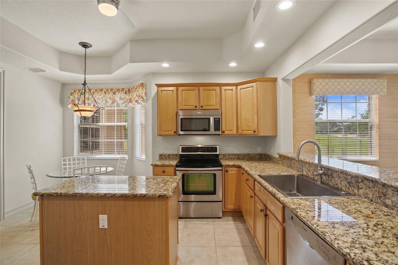 26207 AVENIDA LAS COLINAS, HOWEY IN THE HILLS, FL, 34737