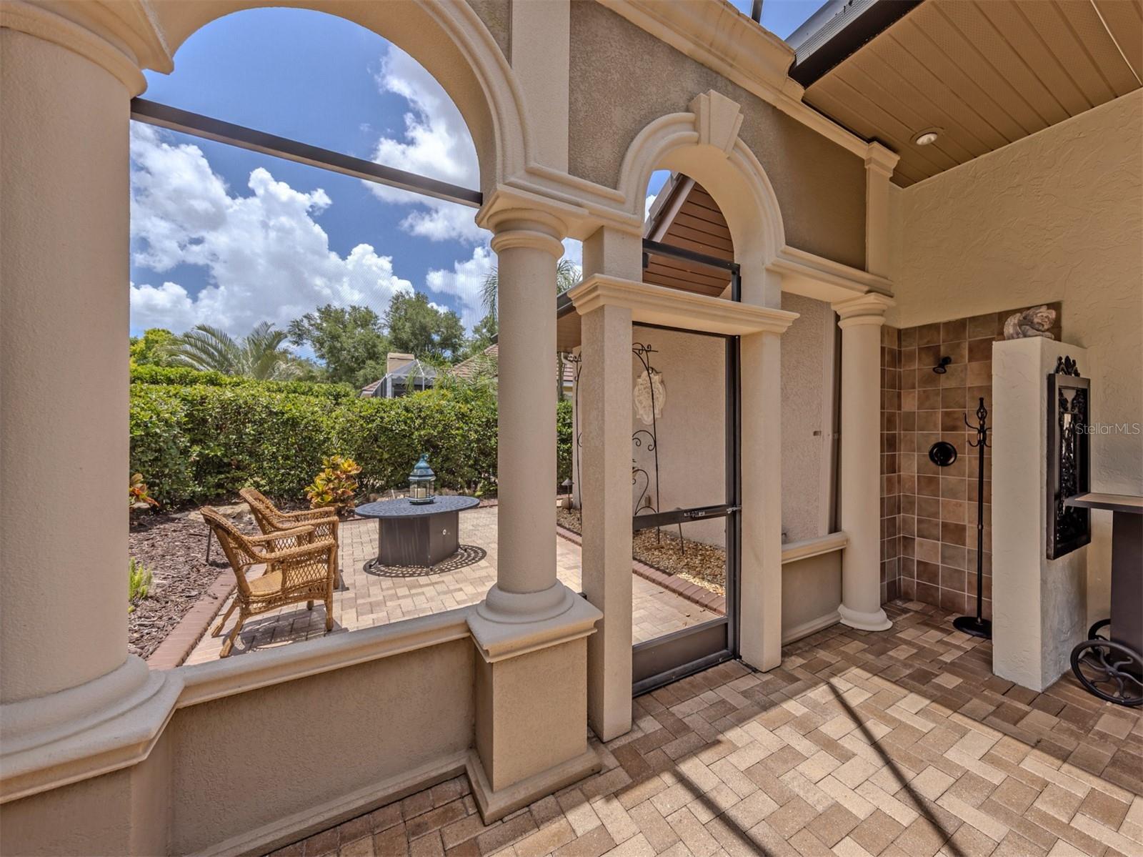 302 STONE BRIAR CREEK DR, VENICE, FL, 34292