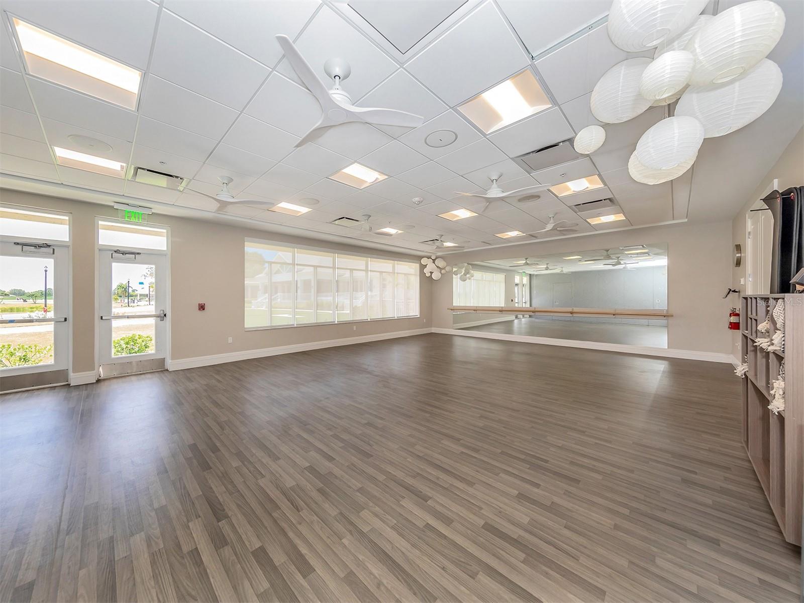 302 STONE BRIAR CREEK DR, VENICE, FL, 34292