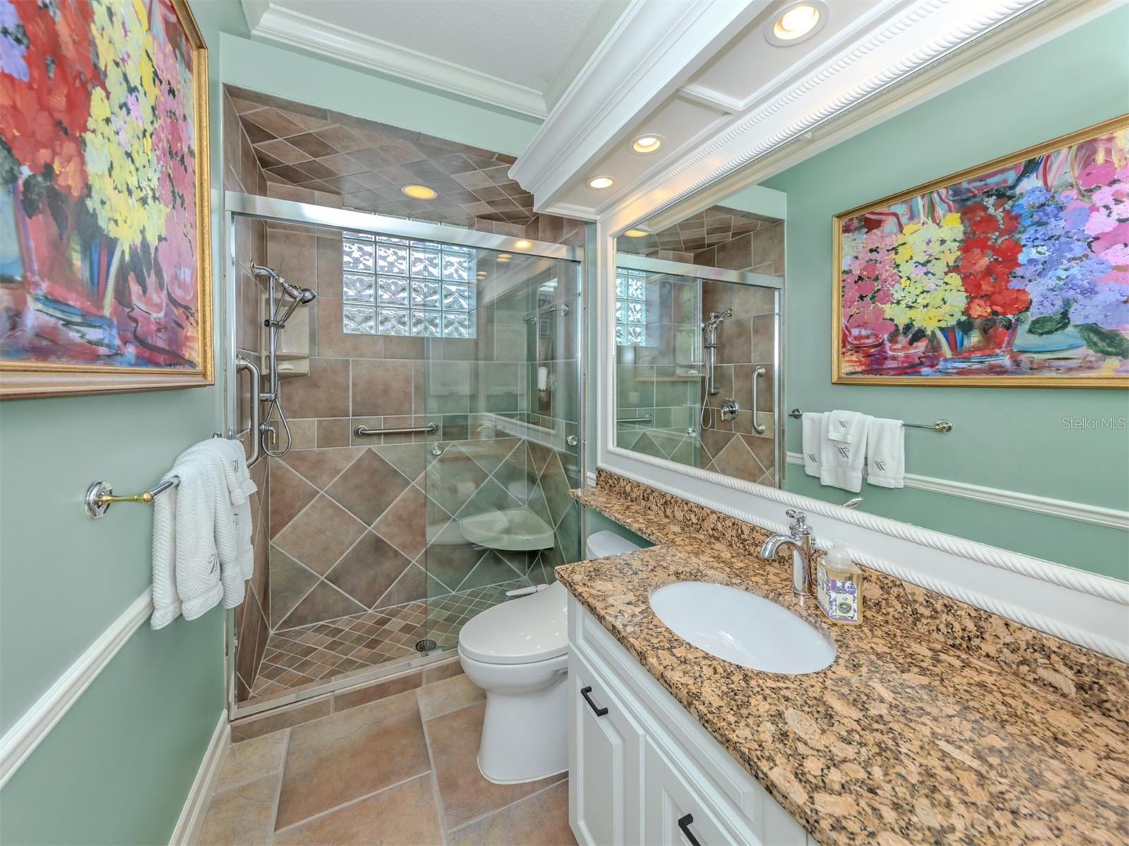302 STONE BRIAR CREEK DR, VENICE, FL, 34292