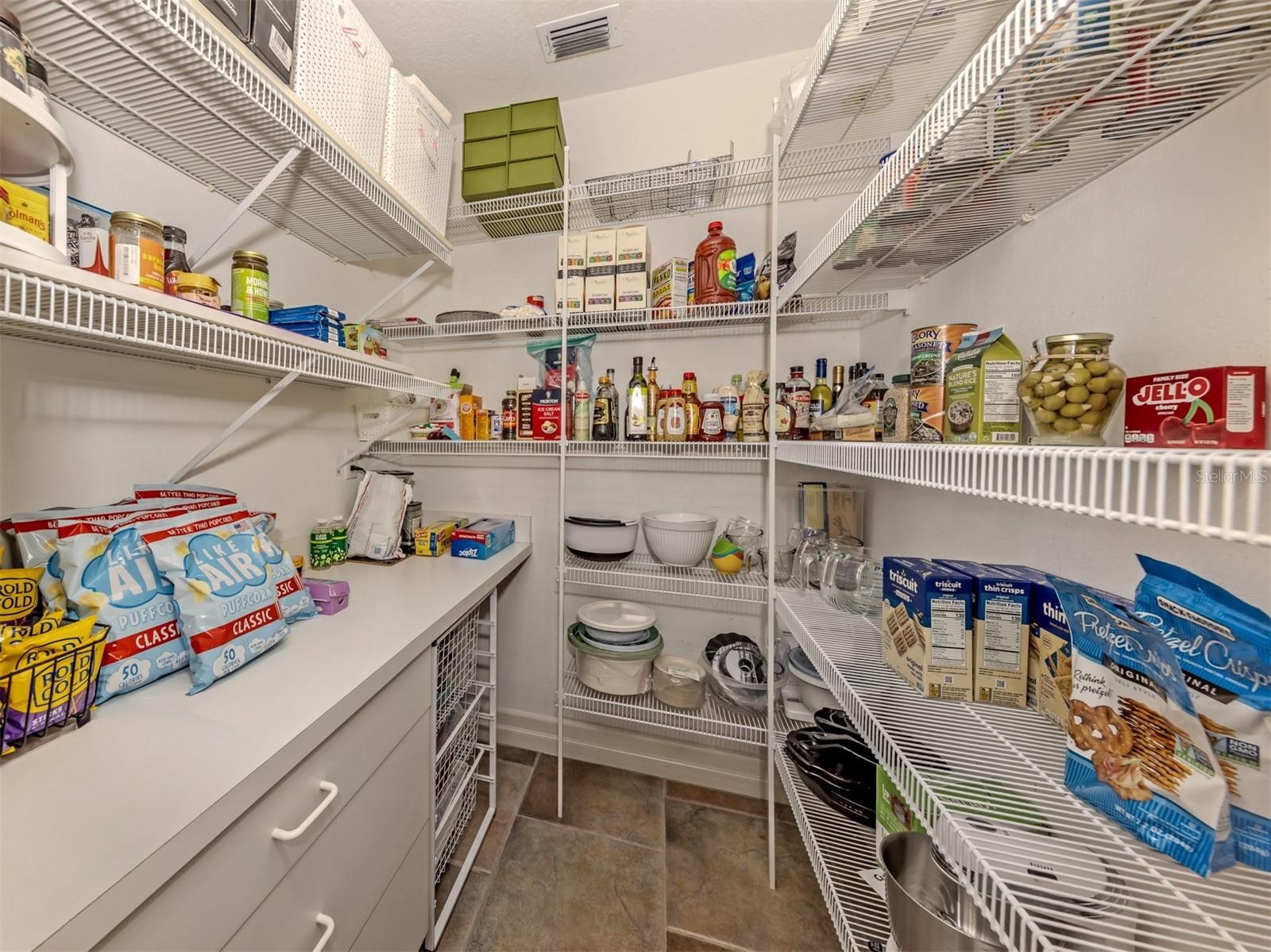 302 STONE BRIAR CREEK DR, VENICE, FL, 34292