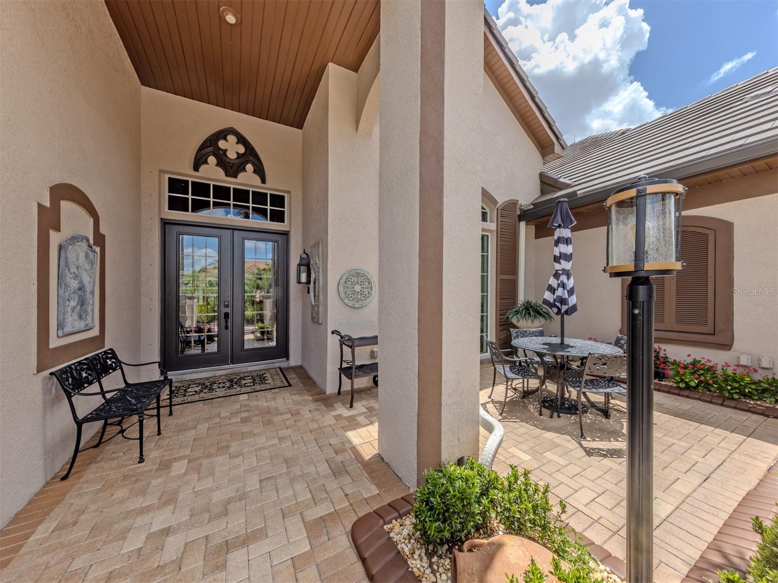 302 STONE BRIAR CREEK DR, VENICE, FL, 34292
