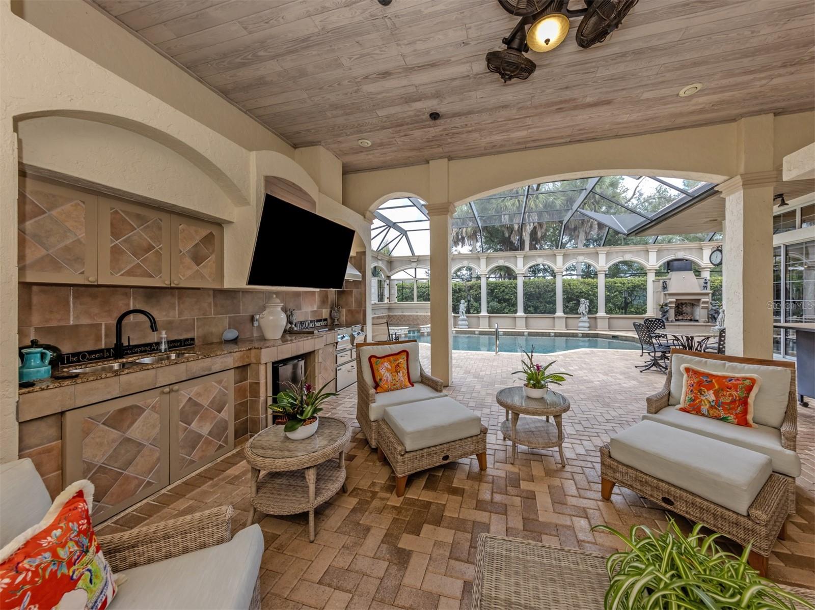 302 STONE BRIAR CREEK DR, VENICE, FL, 34292