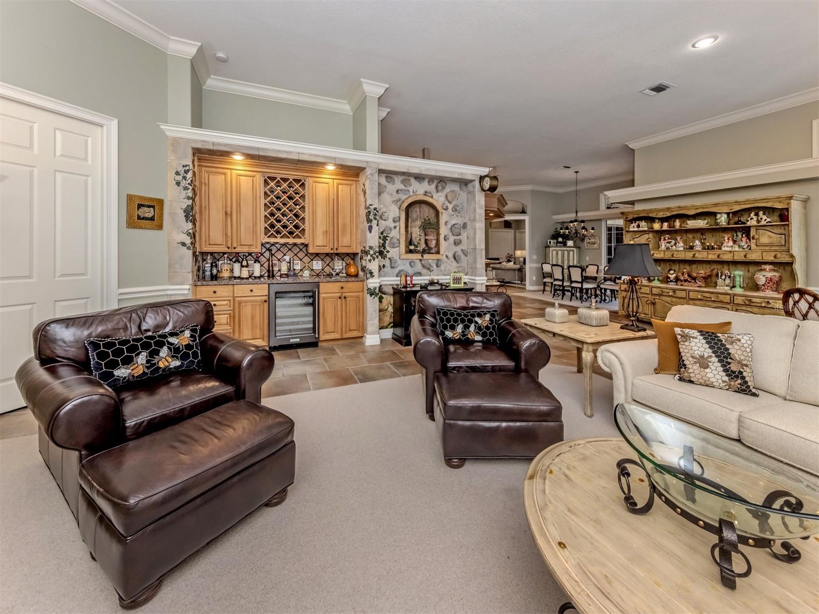 302 STONE BRIAR CREEK DR, VENICE, FL, 34292