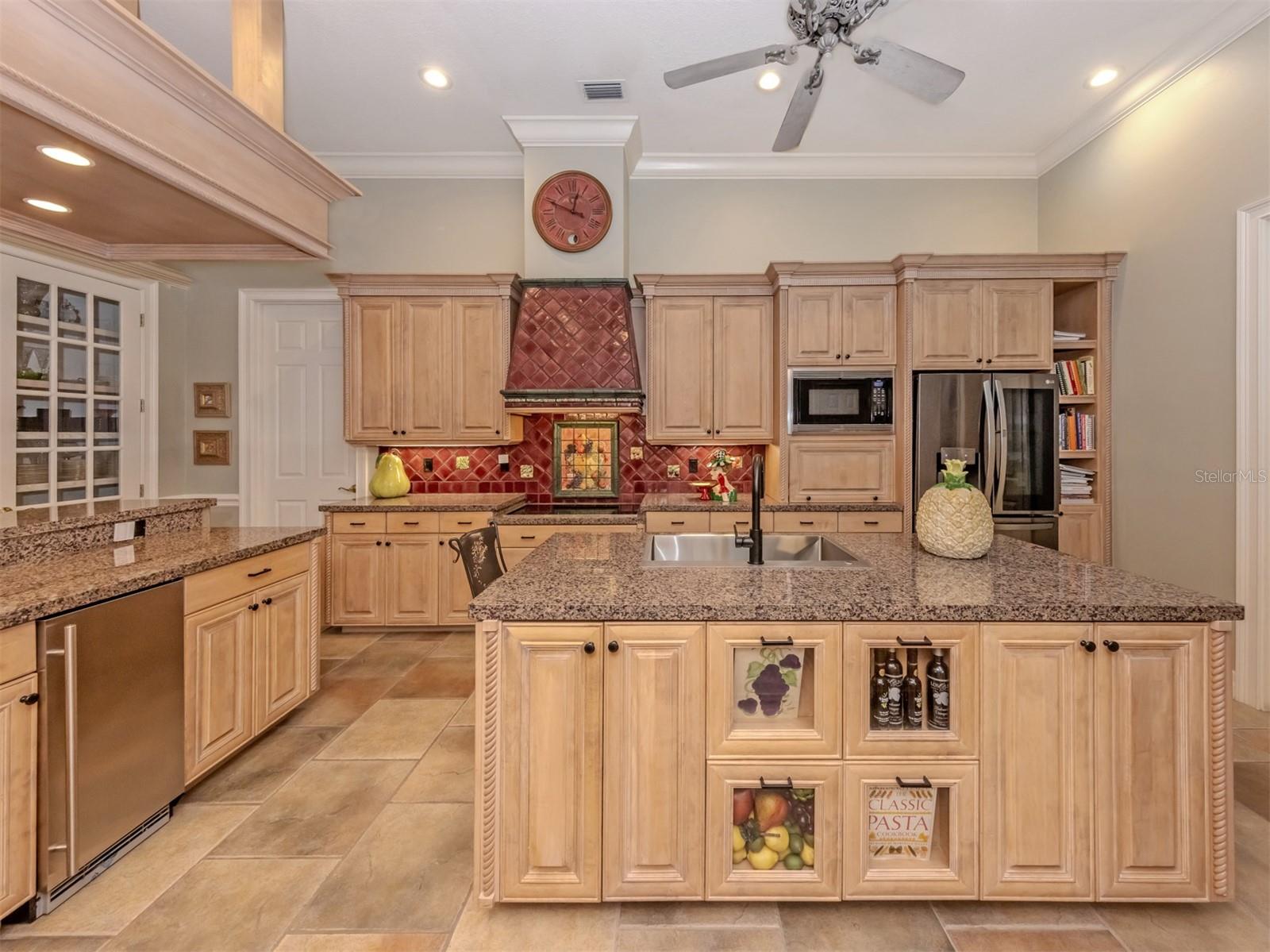 302 STONE BRIAR CREEK DR, VENICE, FL, 34292