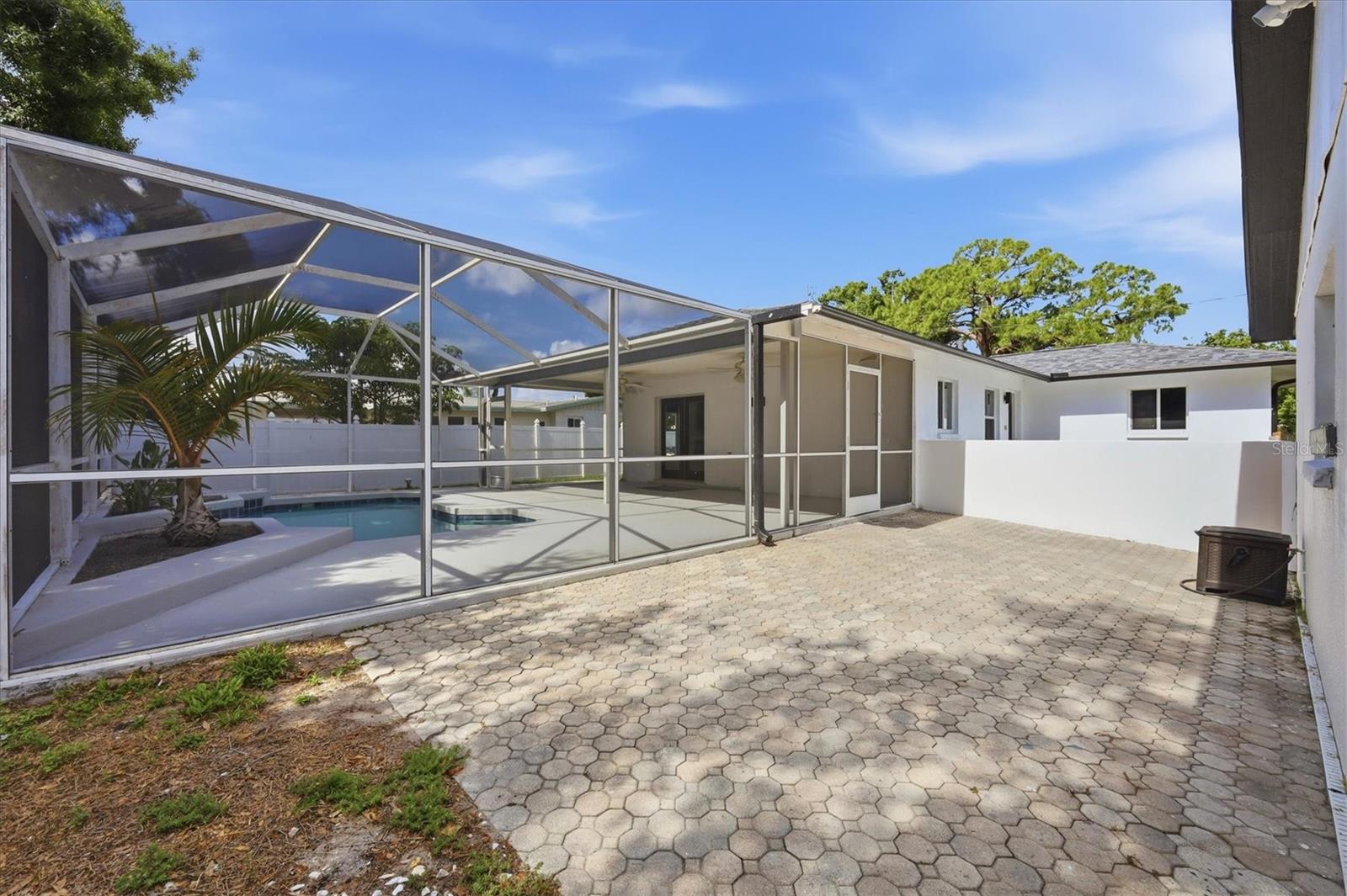 201 HONORE AVE, SARASOTA, FL, 34232