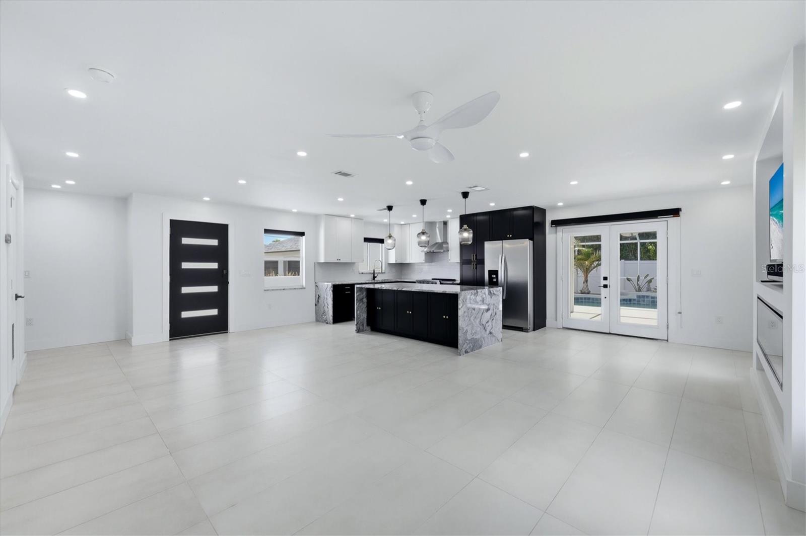 201 HONORE AVE, SARASOTA, FL, 34232