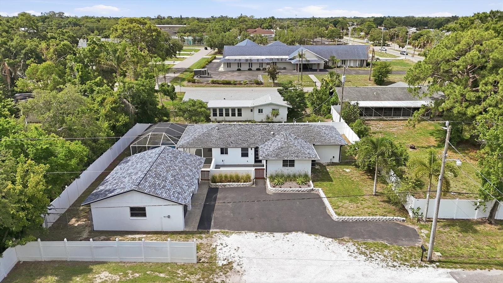 201 HONORE AVE, SARASOTA, FL, 34232