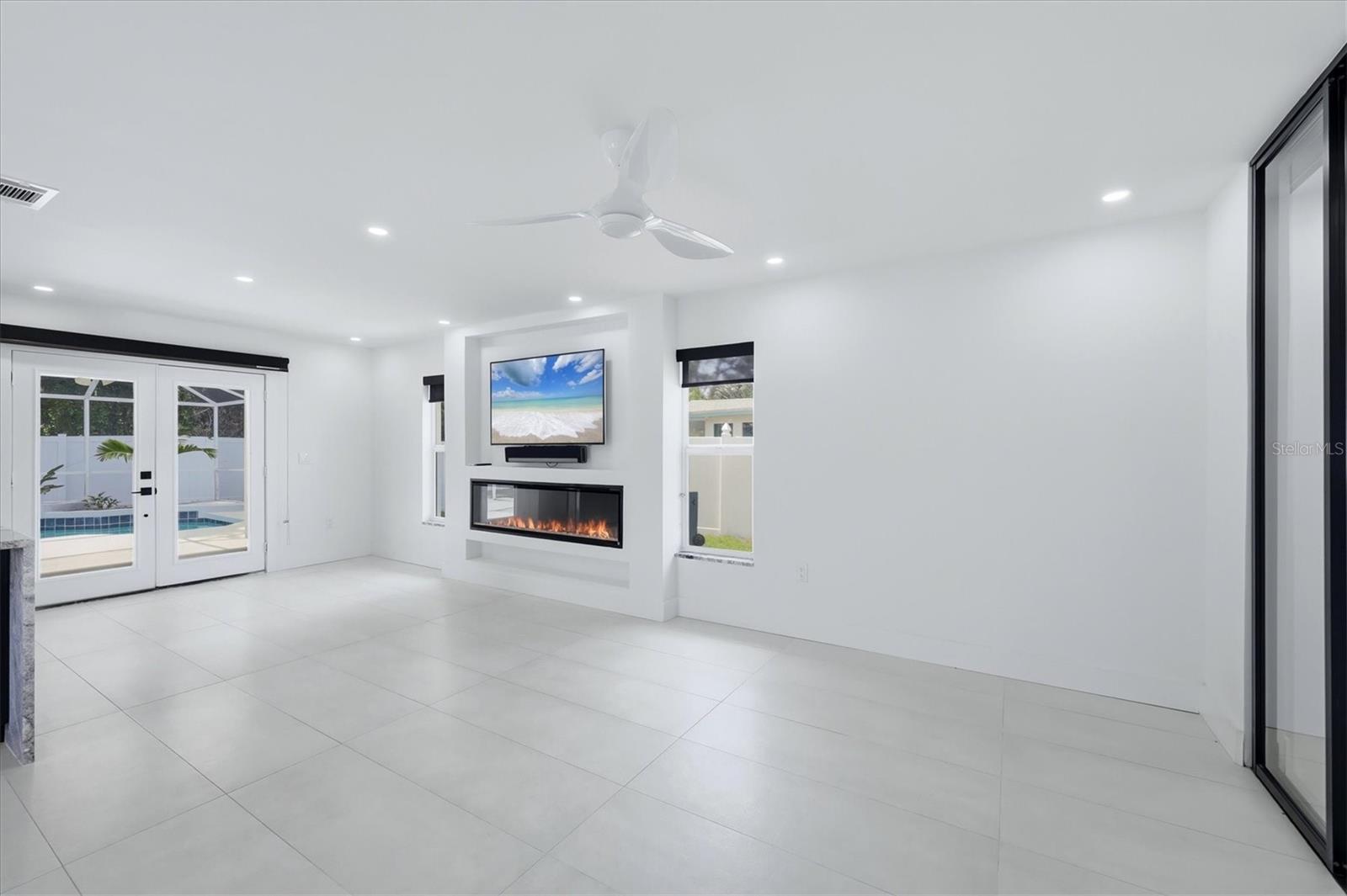 201 HONORE AVE, SARASOTA, FL, 34232
