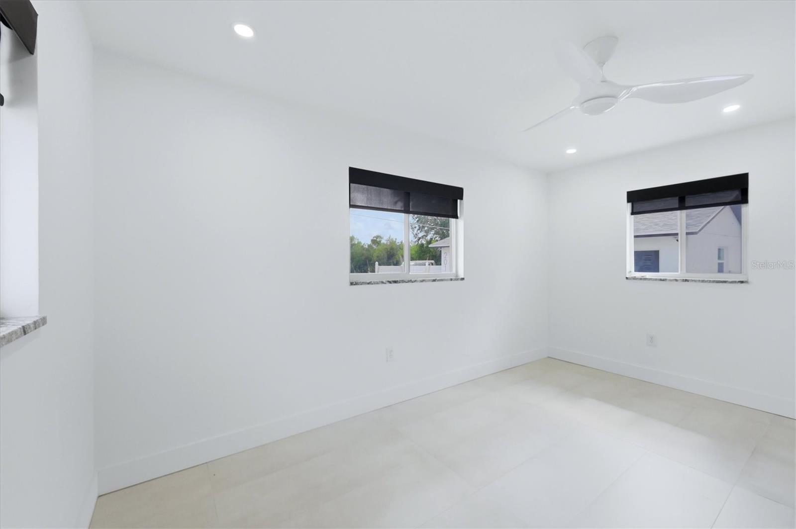 201 HONORE AVE, SARASOTA, FL, 34232