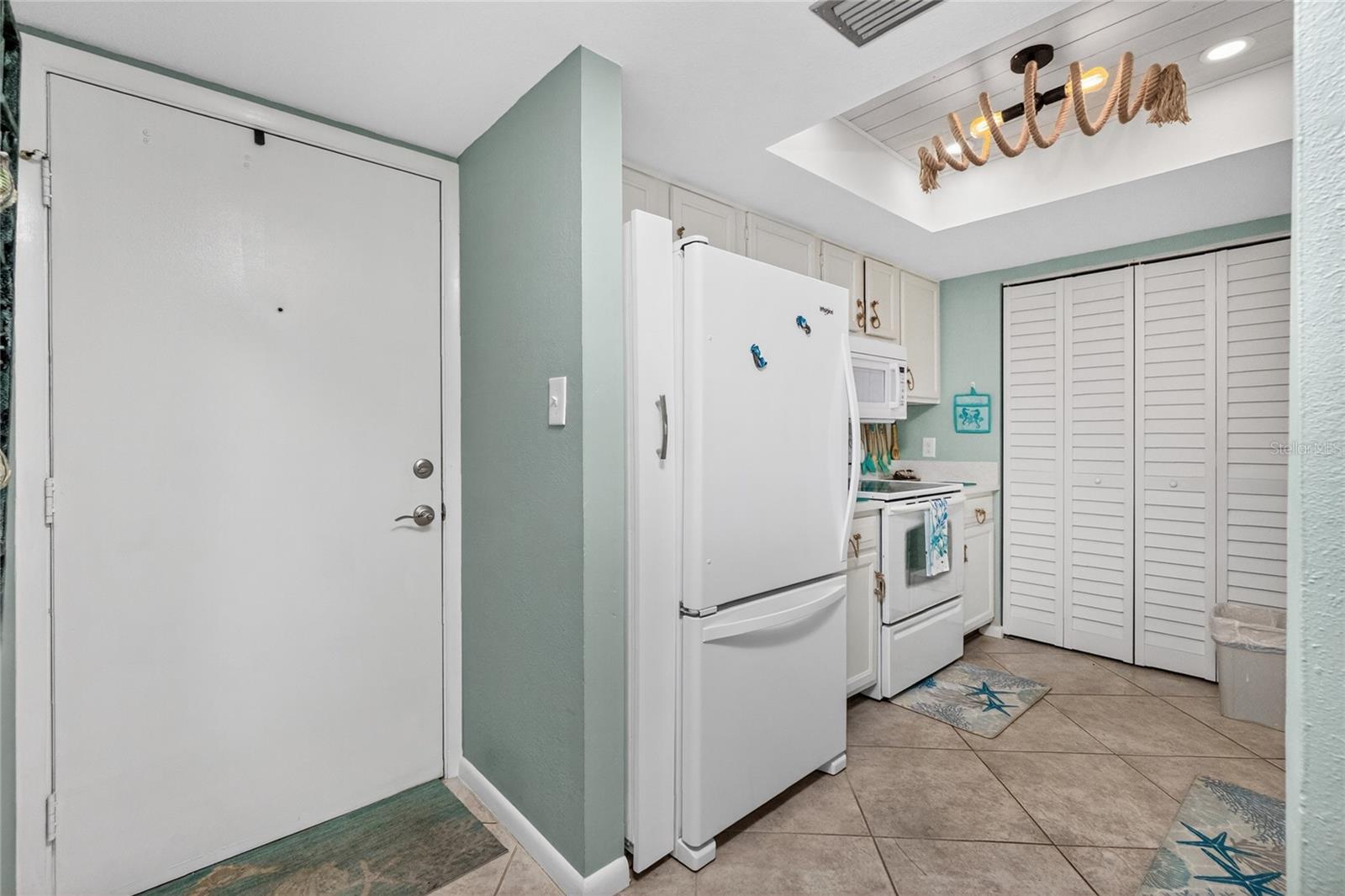 25188 MARION AVE #F207, PUNTA GORDA, FL, 33950