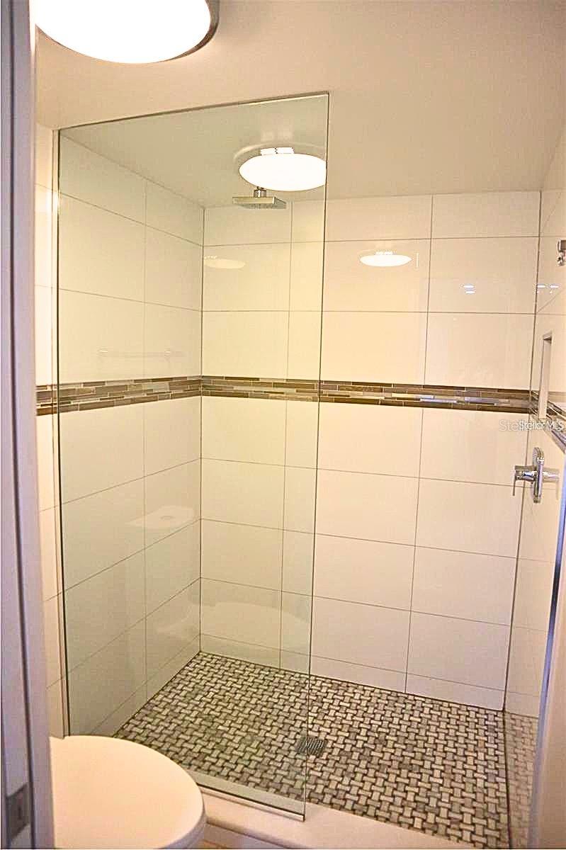 4820 KESTRAL PARK CIR #18, SARASOTA, FL, 34231