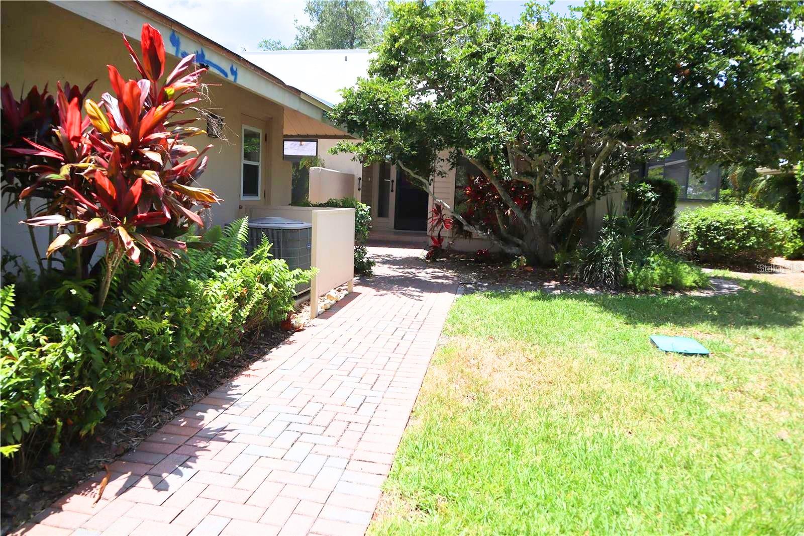 4820 KESTRAL PARK CIR #18, SARASOTA, FL, 34231